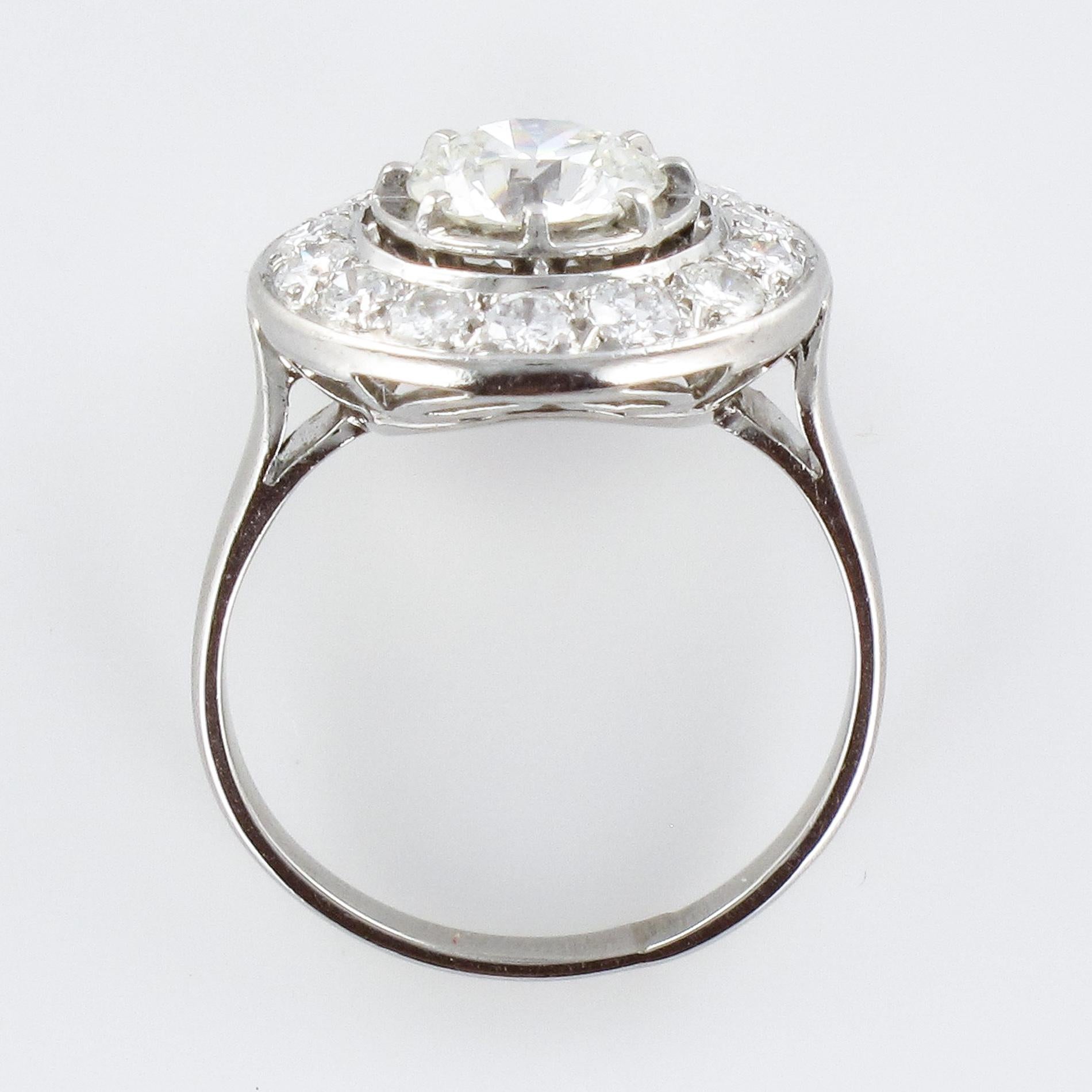 French 1930s Art Deco 1.62 Carat Diamonds Round Platinum Engagement Ring For Sale 10