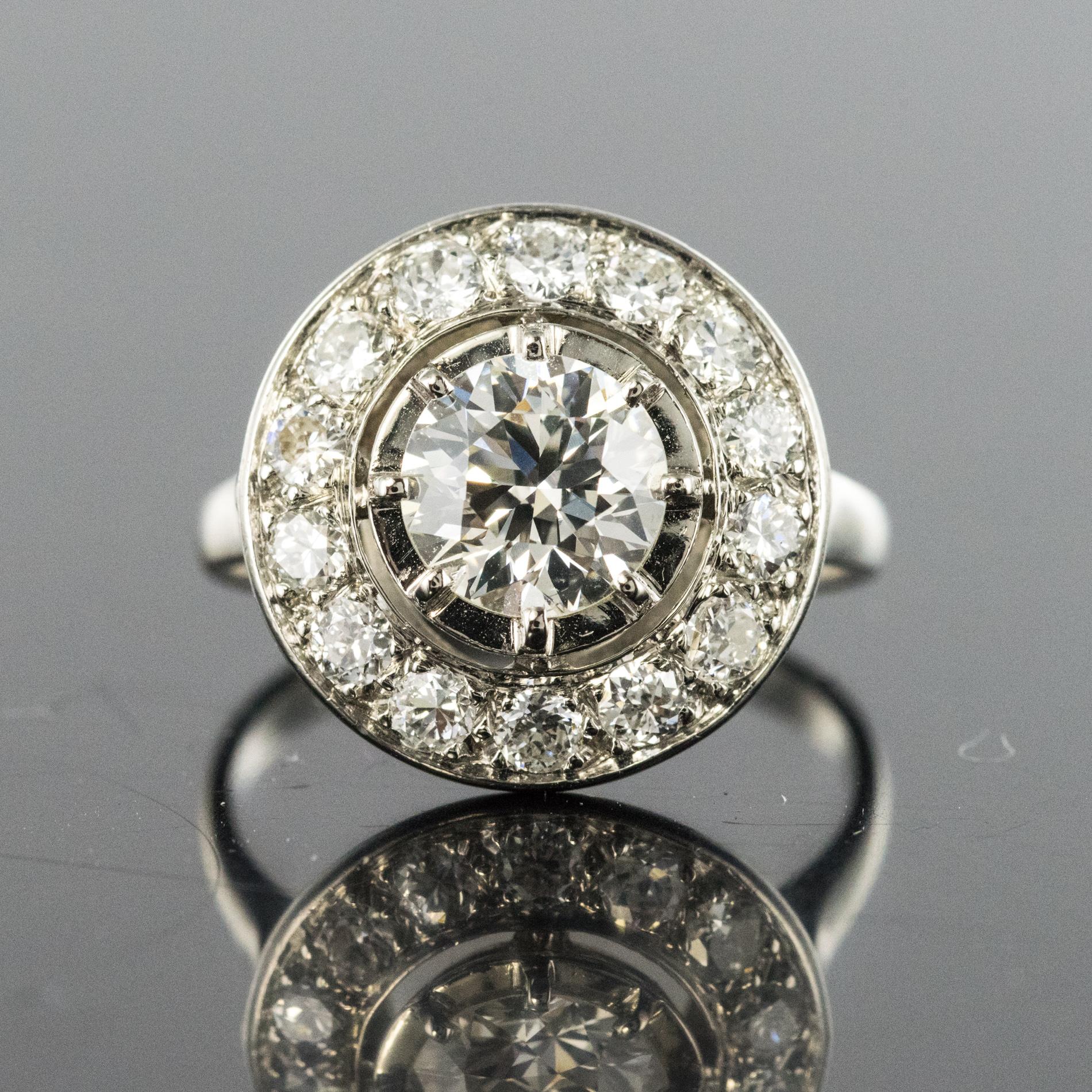 Verlobungsring aus Platin mit 1,62 Karat Diamanten im Art dco-Stil der 1930er Jahre (Art déco) im Angebot