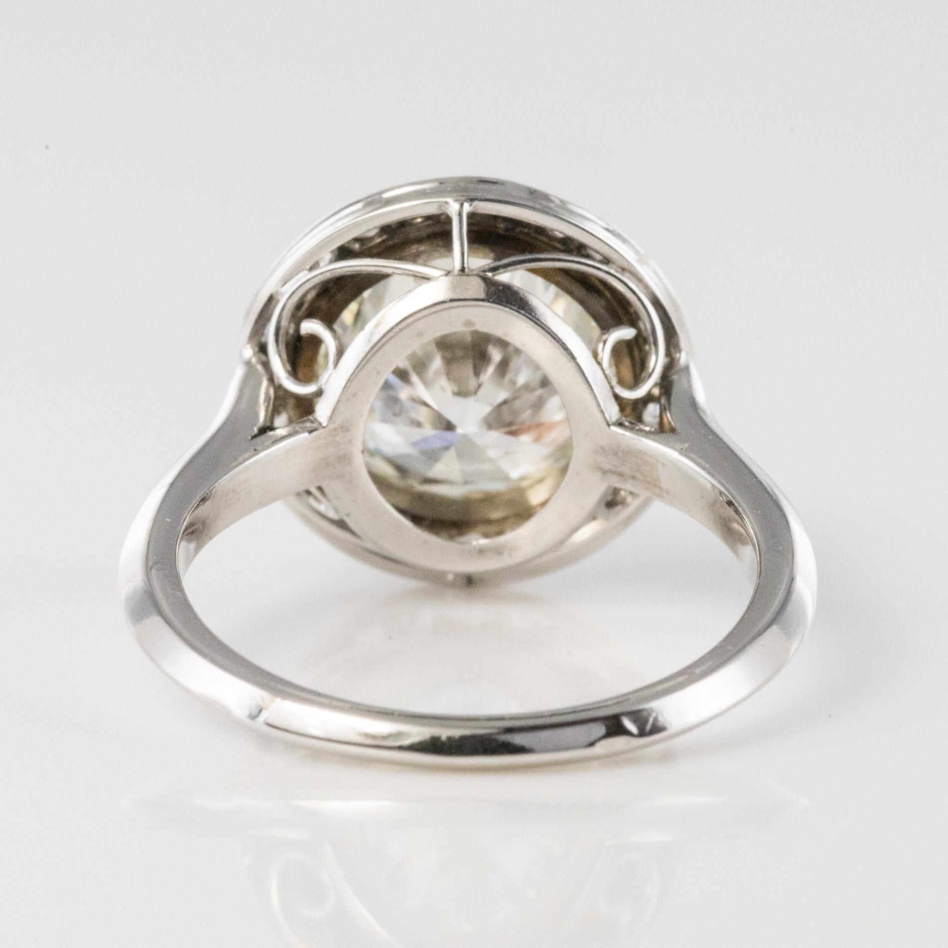 French 1930s Art Deco 18 Karat White Gold 3.64 Carat Diamond Ring For Sale 6