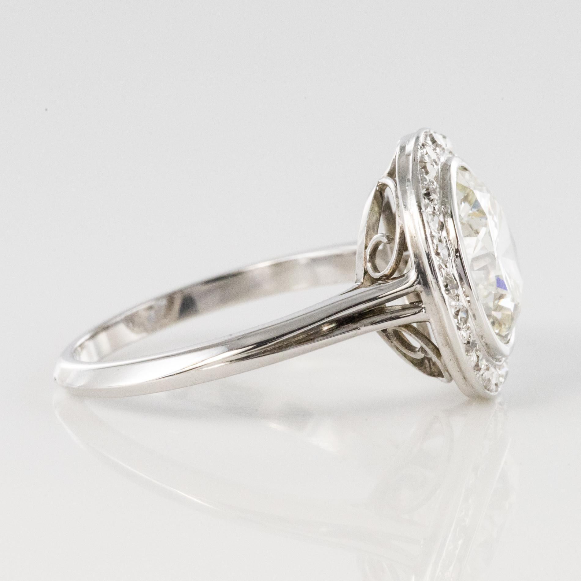 French 1930s Art Deco 18 Karat White Gold 3.64 Carat Diamond Ring For Sale 9