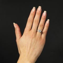 French 1930s Art Deco 2.66 Carats J.SI2 Diamond 18 K White Gold Solitaire Ring
