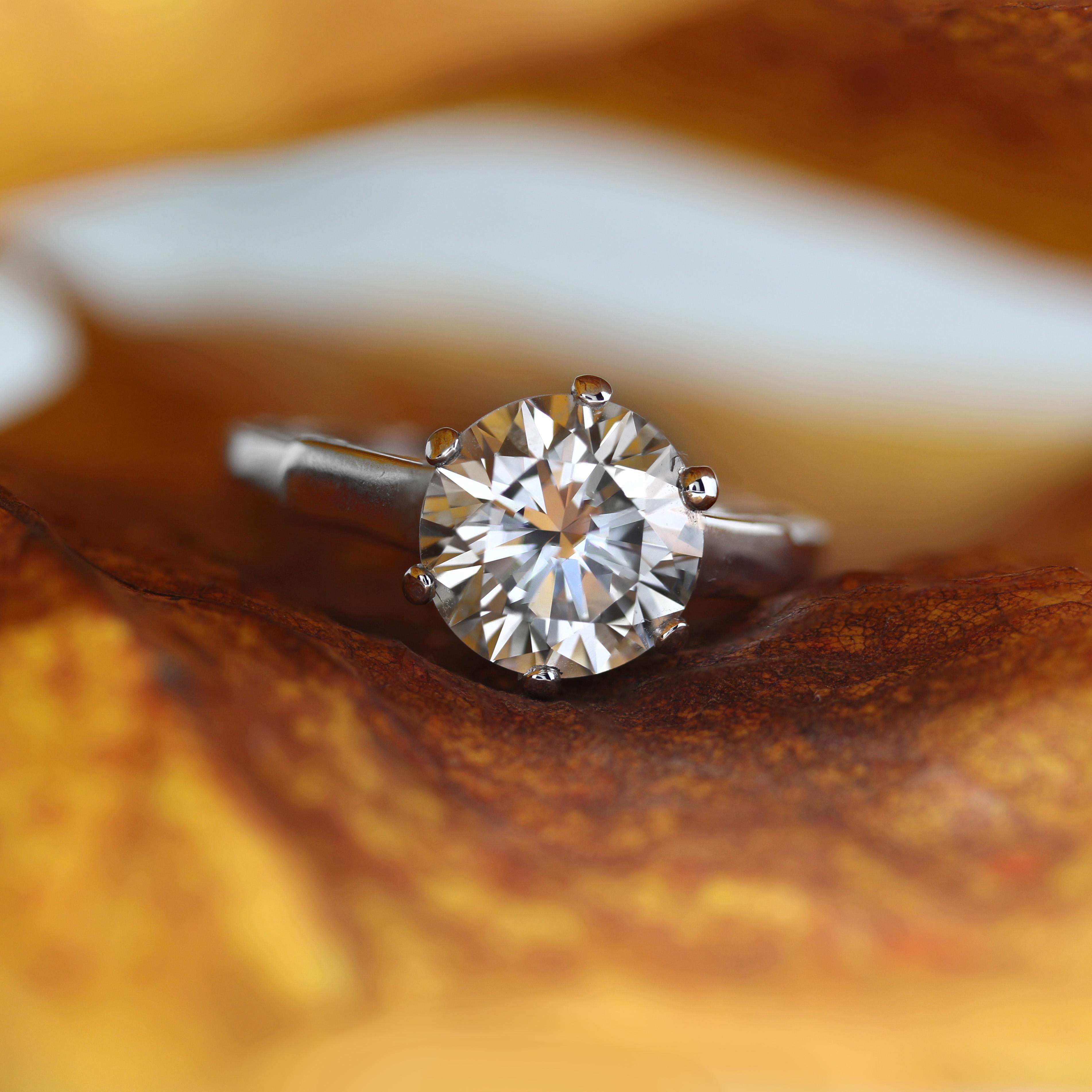 Französischer Art Deco 2,66 Karat J.SI2 Diamant 18 K Weißgold Solitär-Ring, Französisch 1930er Jahre (Art déco) im Angebot