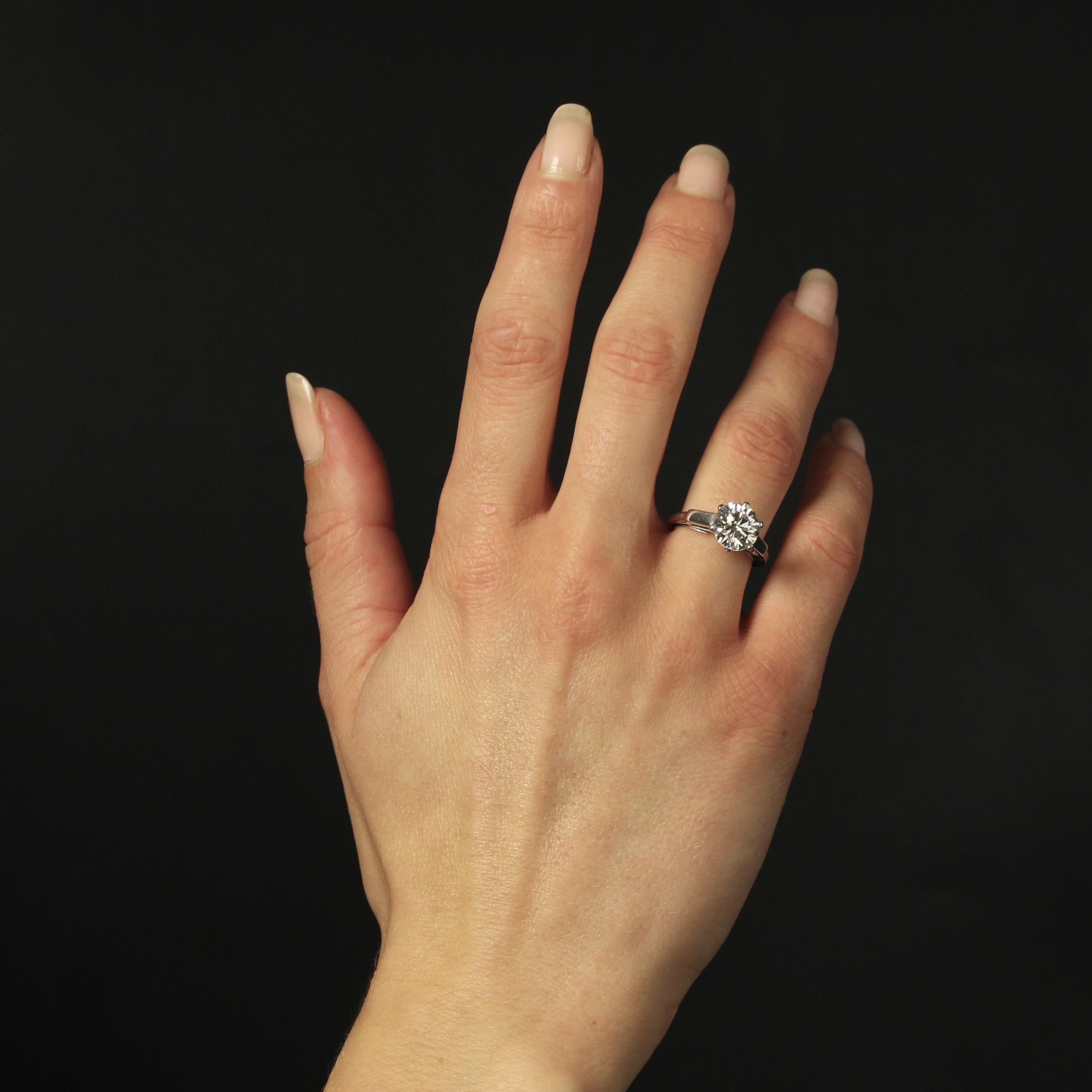 Französischer Art Deco 2,66 Karat J.SI2 Diamant 18 K Weißgold Solitär-Ring, Französisch 1930er Jahre (Brillantschliff) im Angebot