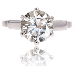 French 1930s Art Deco 2.66 Carats J.SI2 Diamond 18 K White Gold Solitaire Ring