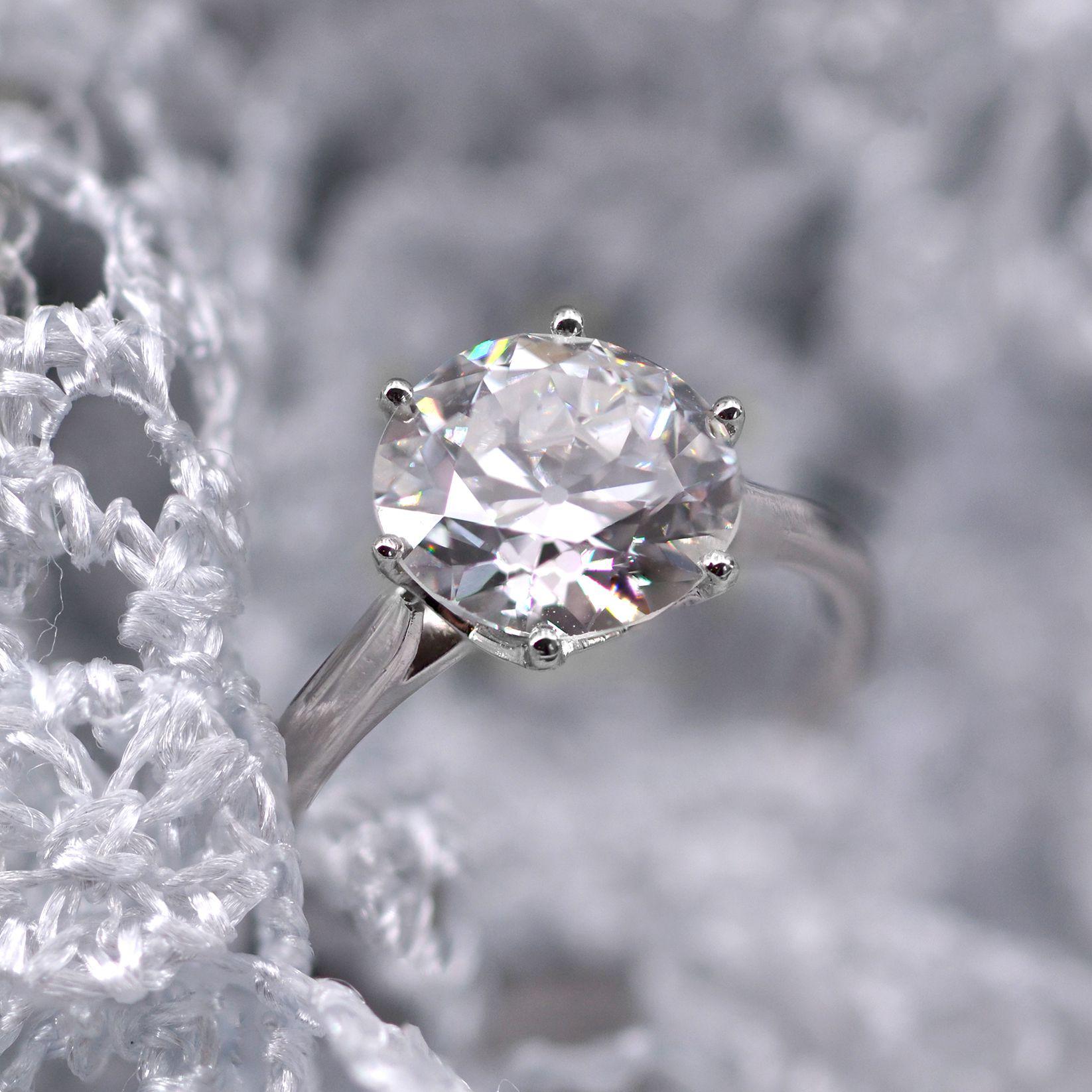 Franzsischer Art Deco Platin- Solitr-Ring, 2,79 Karat G.VS Diamant (Art déco) im Angebot