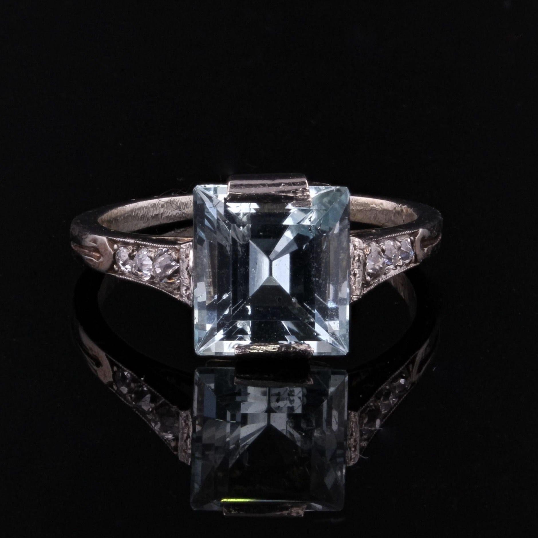 Square Cut French 1930s Art Deco Aquamarine Diamonds 18 Karat White Gold Ring