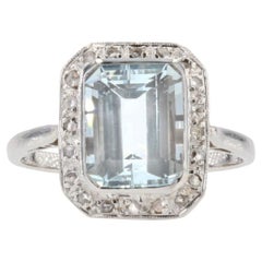 French 1930s Art Deco Aquamarine Diamonds 18 Karat White Gold Ring