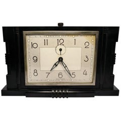 French 1930s Art Deco Bakelite Clock