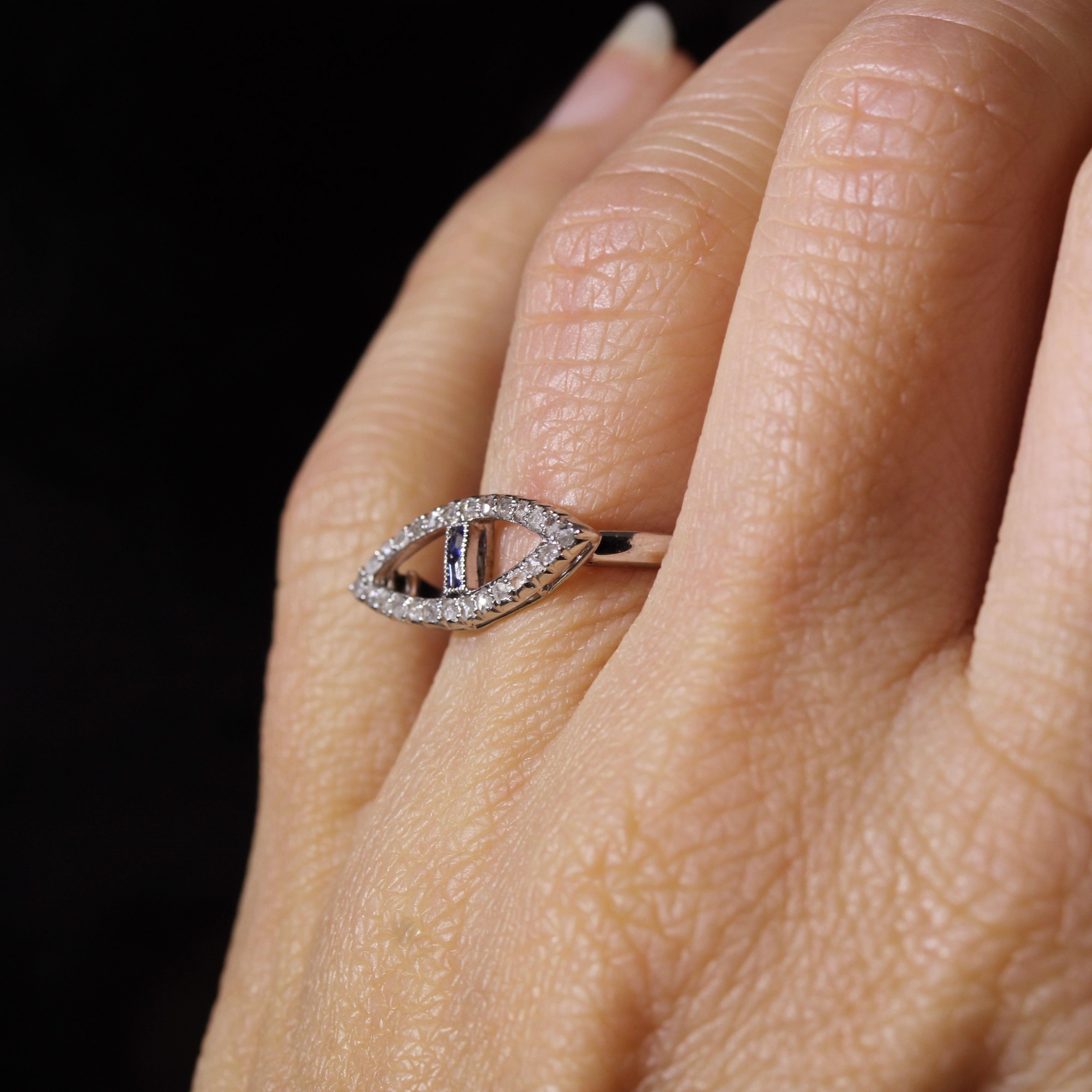 French 1930s Art Deco Blue Gems Diamonds 18 Karat White Gold Navette Ring For Sale 6