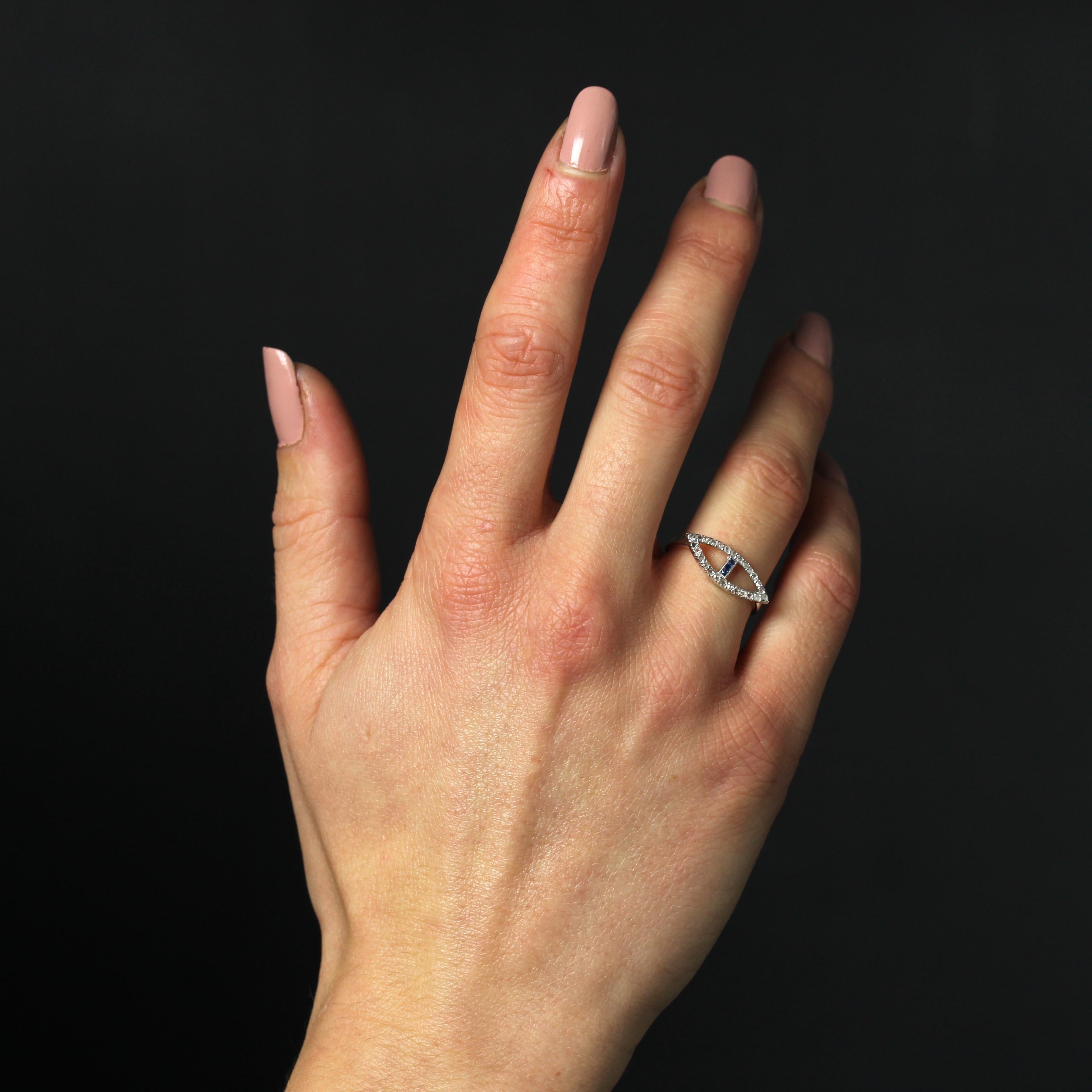 French 1930s Art Deco Blue Gems Diamonds 18 Karat White Gold Navette Ring In Good Condition For Sale In Poitiers, FR