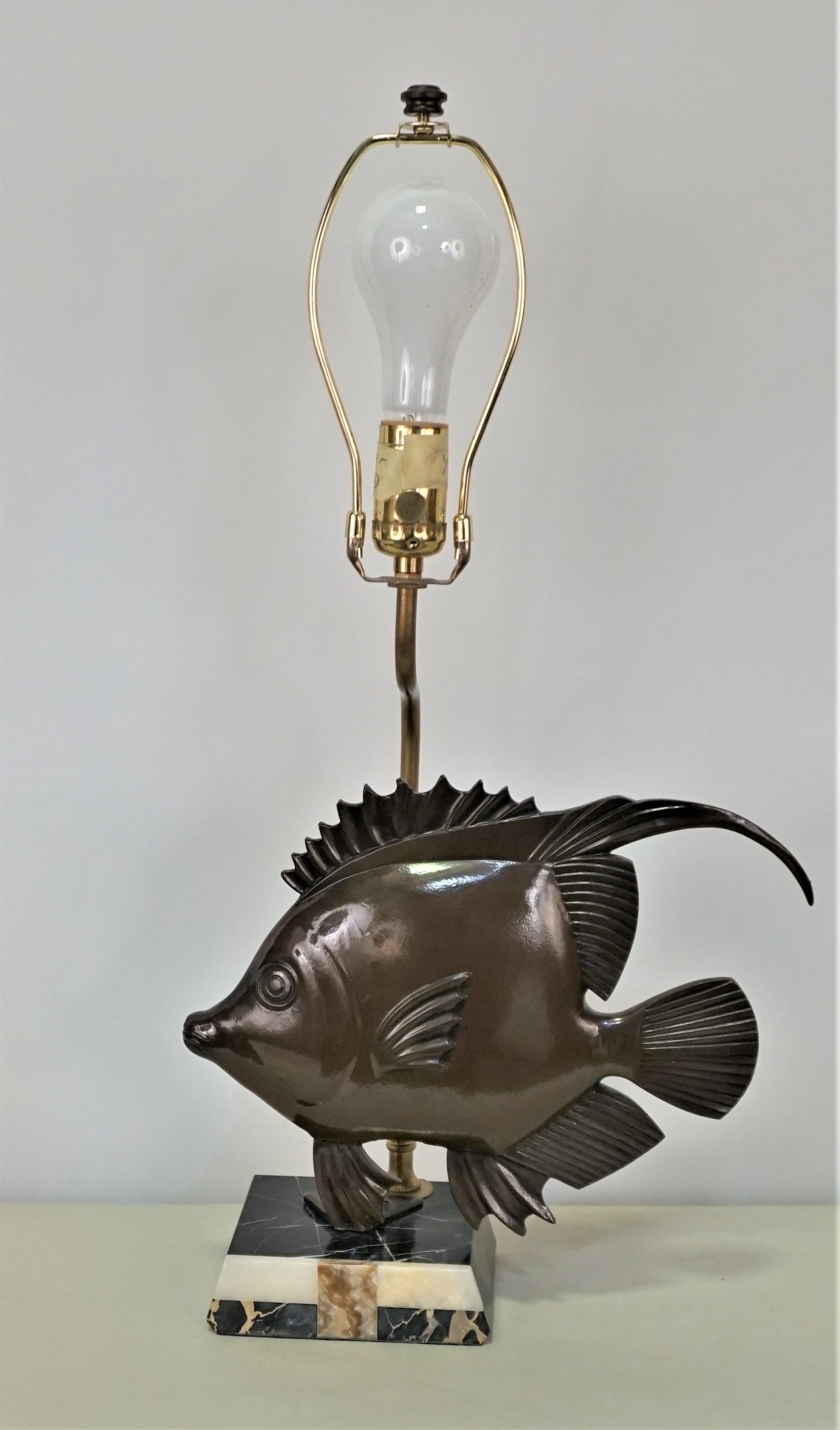 French 1930s Art Deco Bronze Fish Table Lamp 1