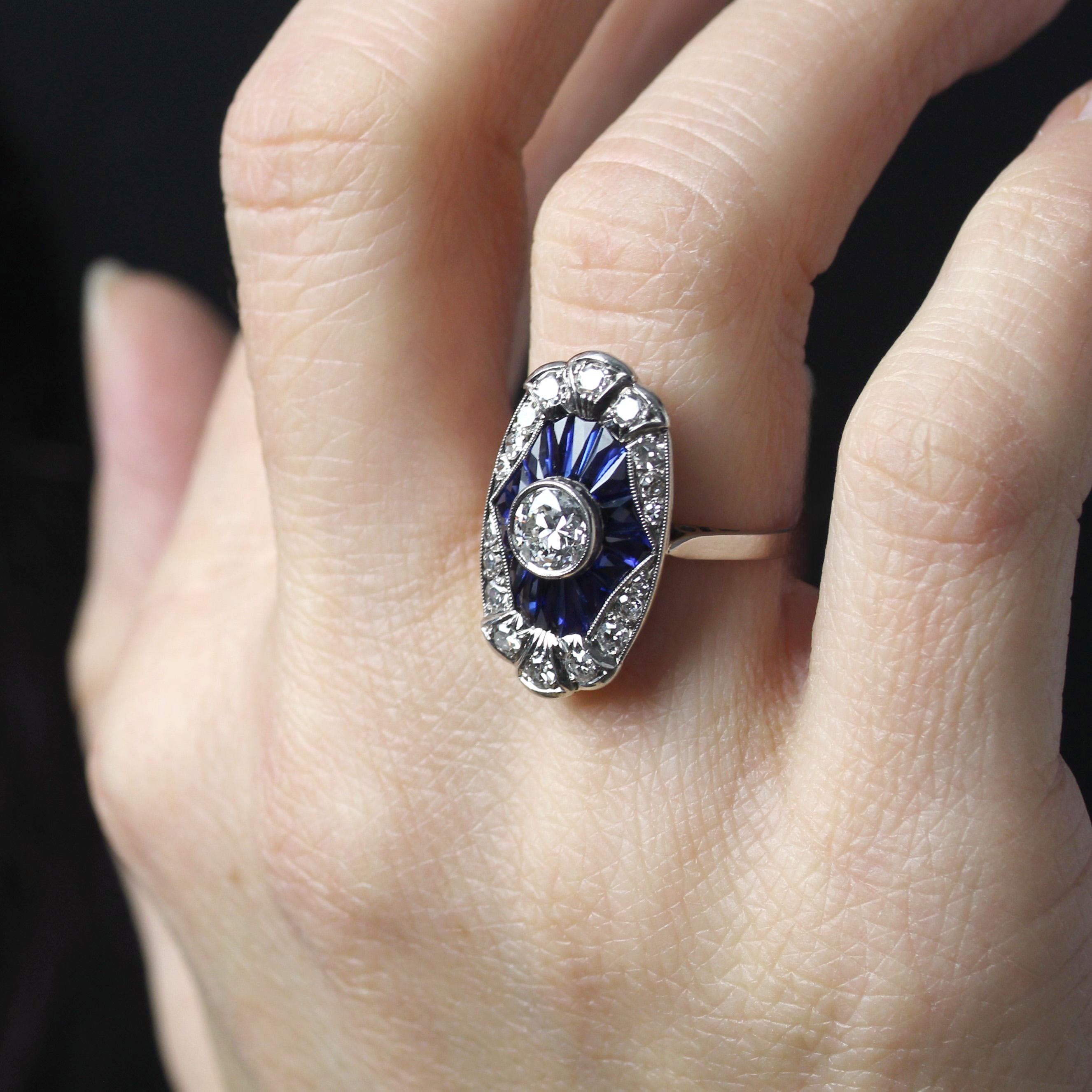 French 1930s Art Deco Calibrated Sapphires Diamonds Platinum Ring For Sale 8
