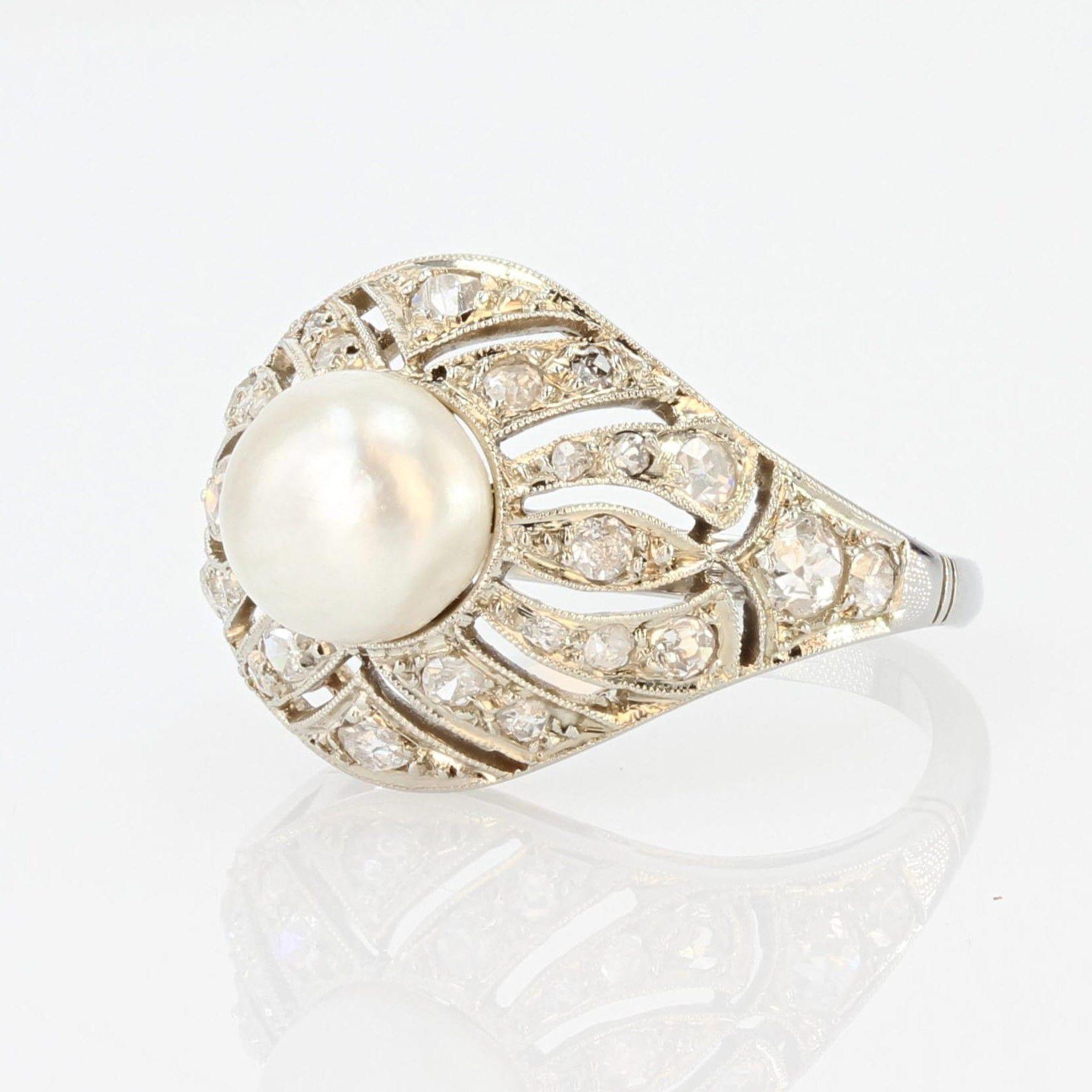 French 1930s Art Deco Certified Natural Pearl Diamonds 18 Karat White Gold Ring For Sale 1