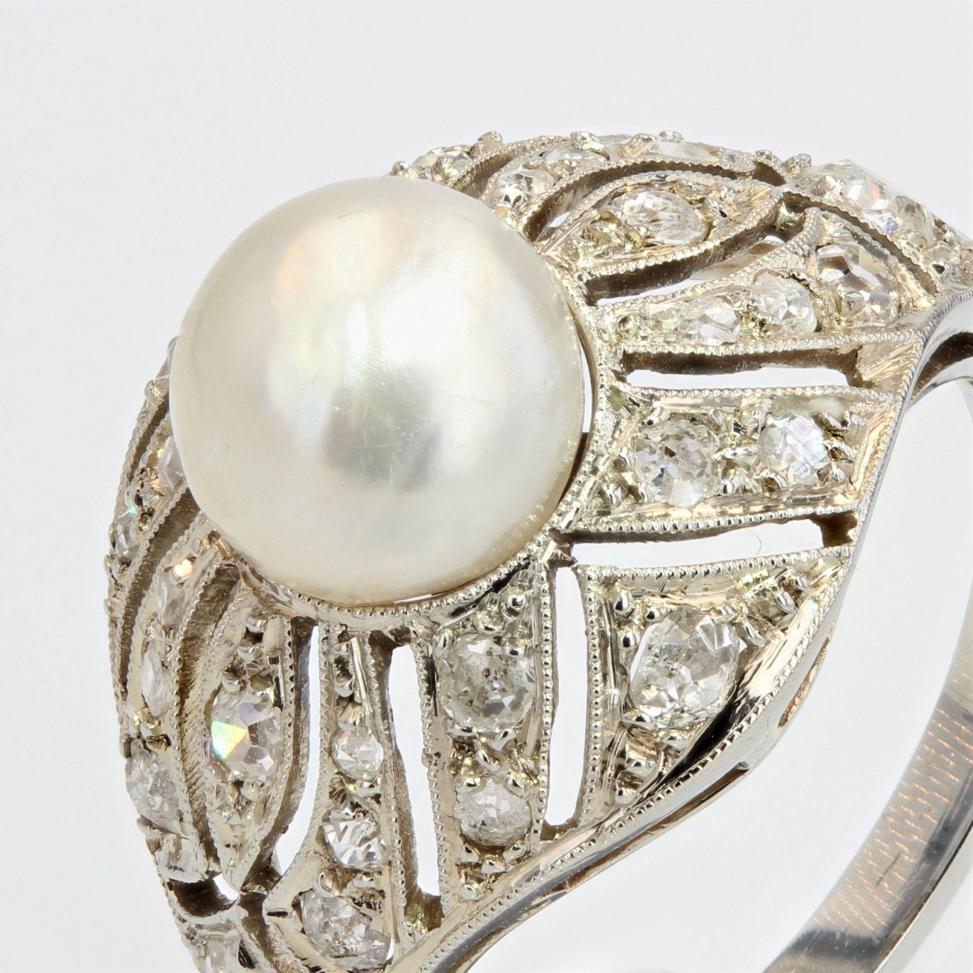 French 1930s Art Deco Certified Natural Pearl Diamonds 18 Karat White Gold Ring For Sale 2