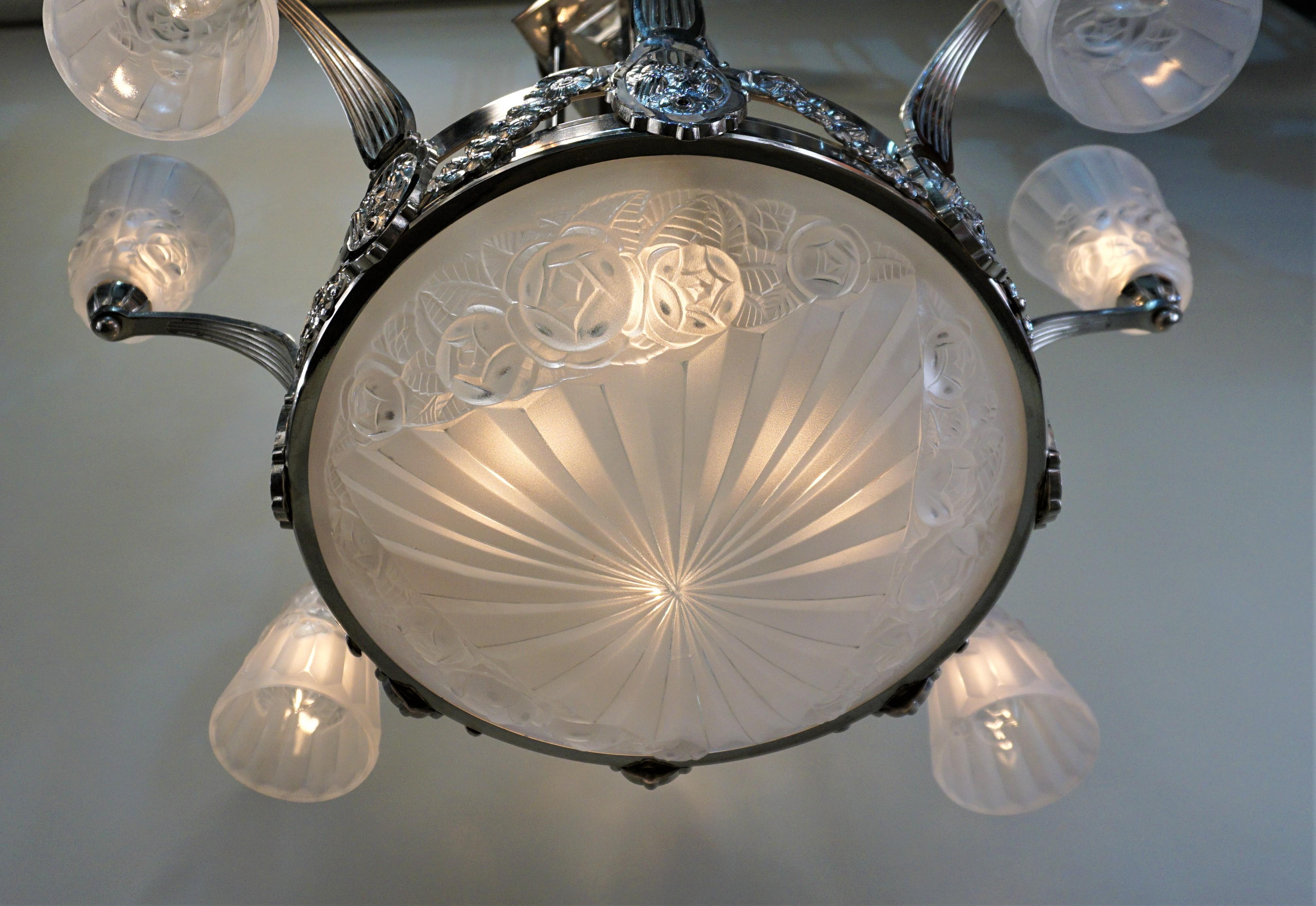 Mid-20th Century French 1930s Art Deco Chandelier by Degue
