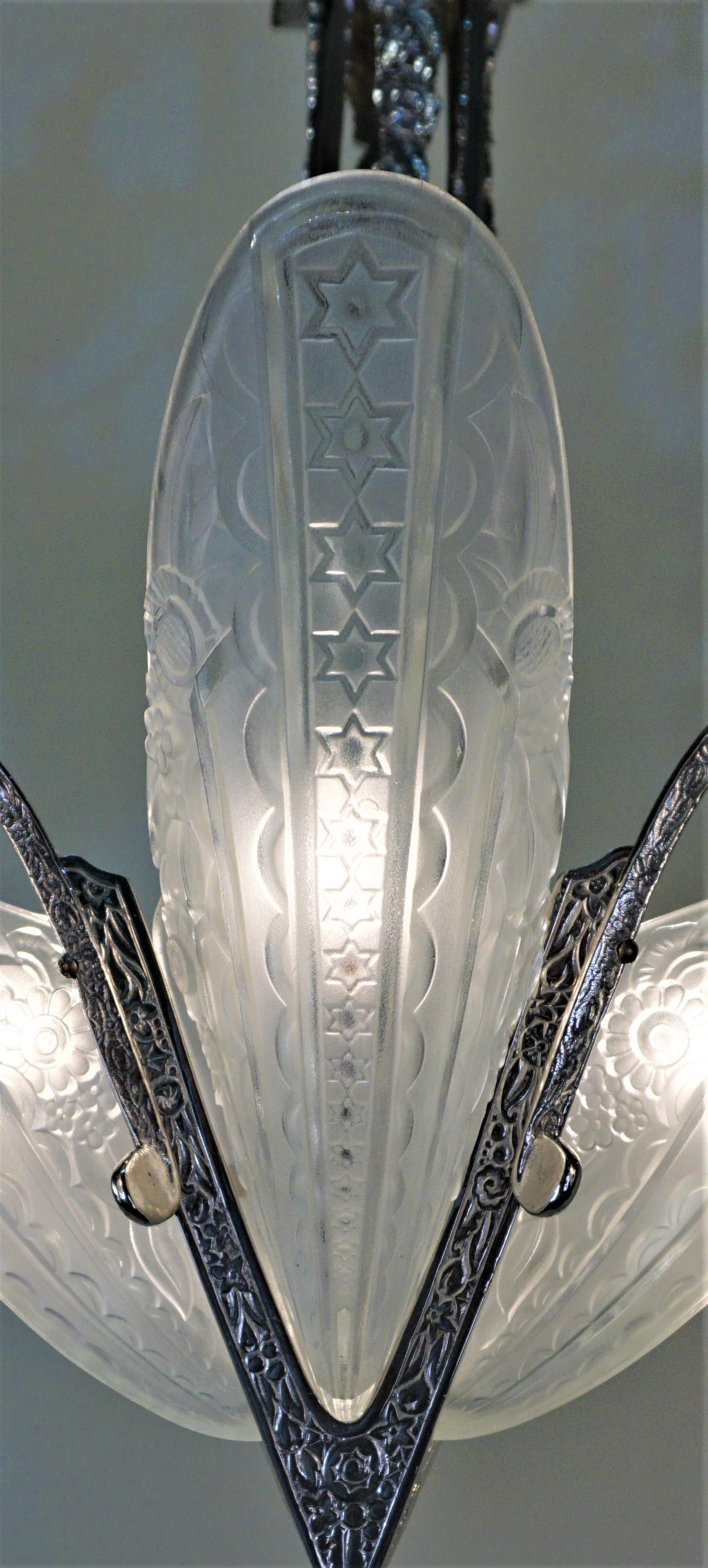 French 1930s Art Deco Chandelier by Donna In Good Condition In Fairfax, VA