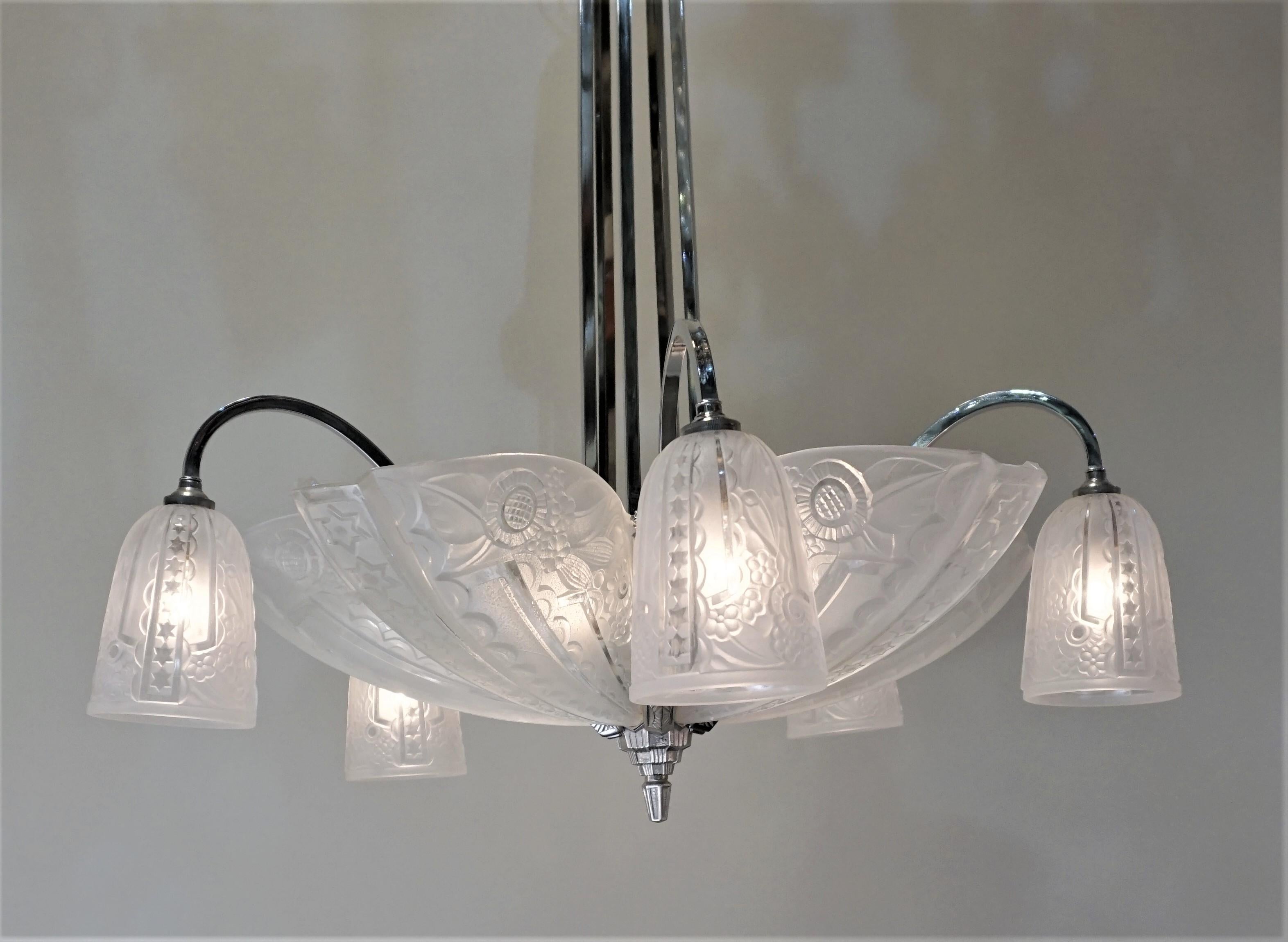 French 1930s Art Deco Chandelier by Donna Paris 1