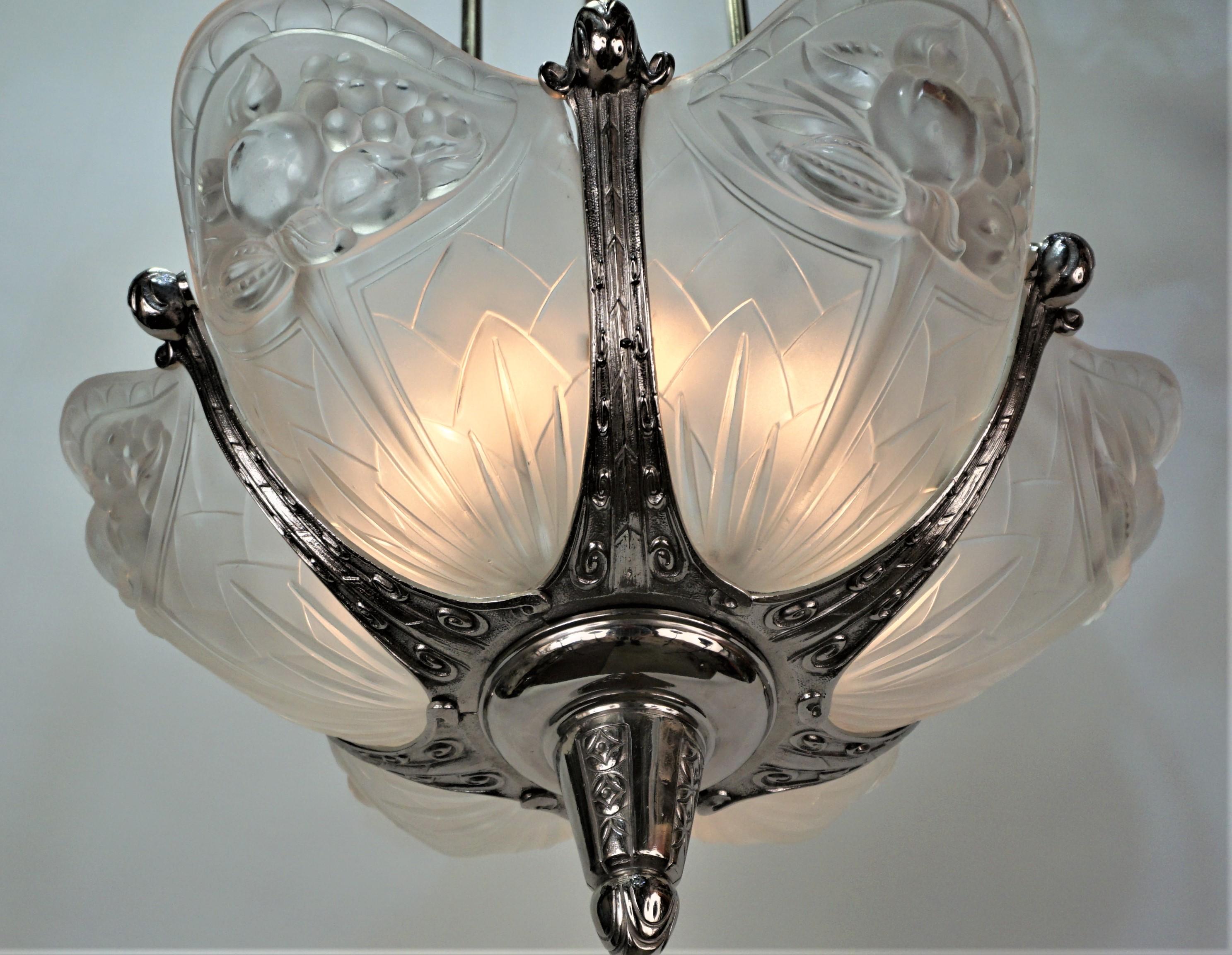 French 1930's Art Deco Chandelier by P. Gilles In Good Condition For Sale In Fairfax, VA