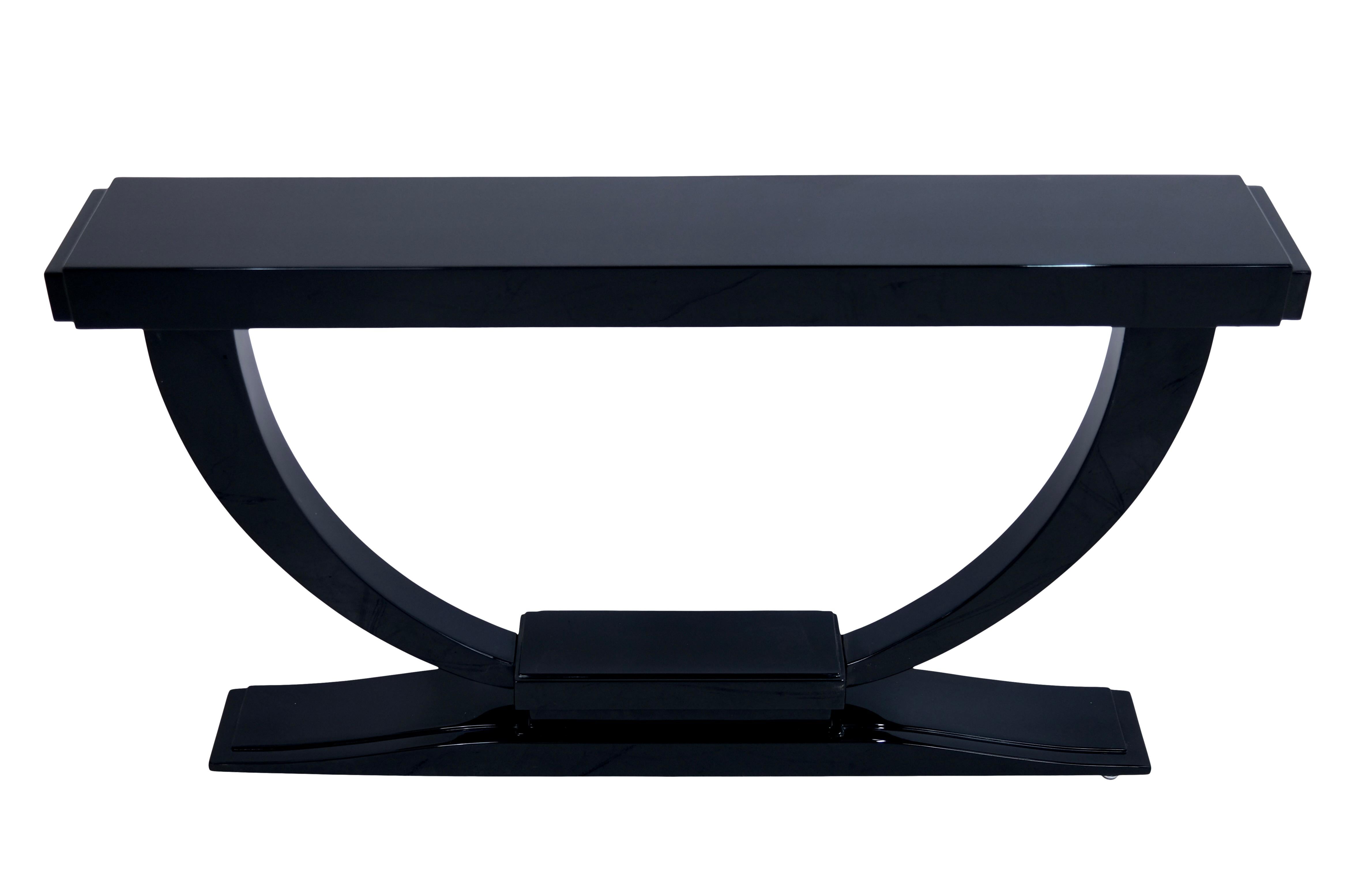Console table
U-shaped tapered sweep
High gloss black piano lacquer
Can be protected with a glass top black in itself for daily use.

Original Art Deco, France 1930s

Also available as a pair

Dimensions:
Width: 135 cm
Height: 78,5