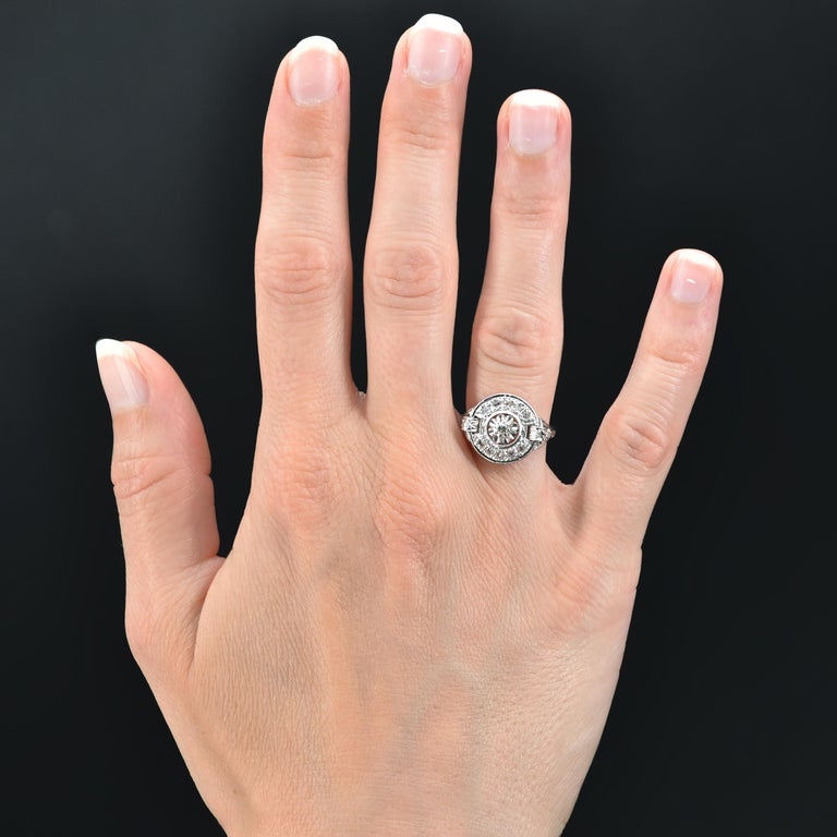 Bague Art dco franaise des annes 1930 en or blanc 18 carats et platine — free download