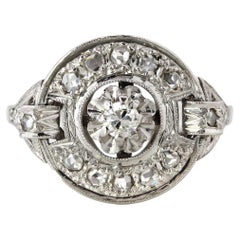 Anillo Francés 1930 Art Decó Diamantes Oro Blanco 18 Kilates Platino