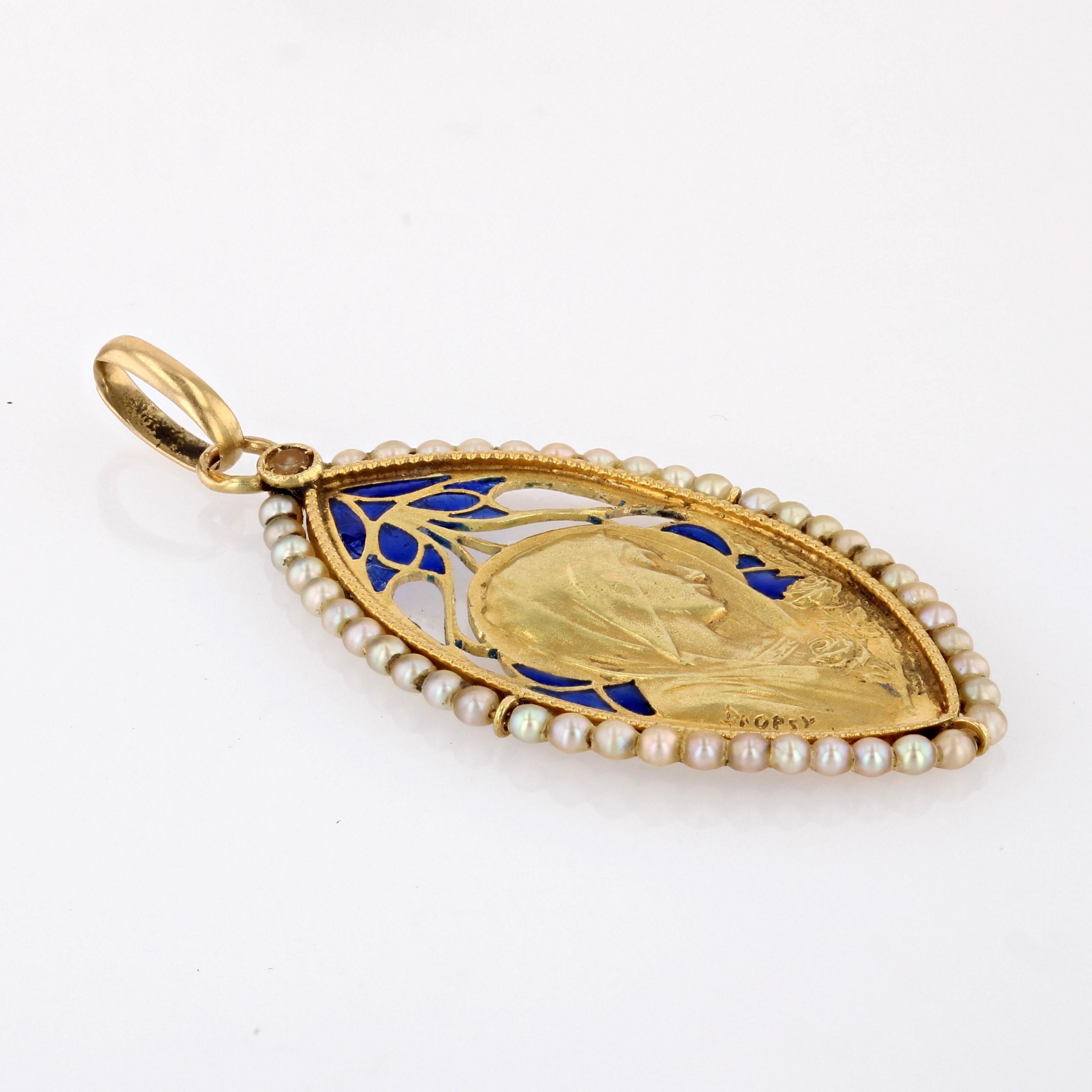 Bead French 1930s Art Deco Enamel Natural Pearl 18 Karat Yellow Gold Virgin Medal For Sale