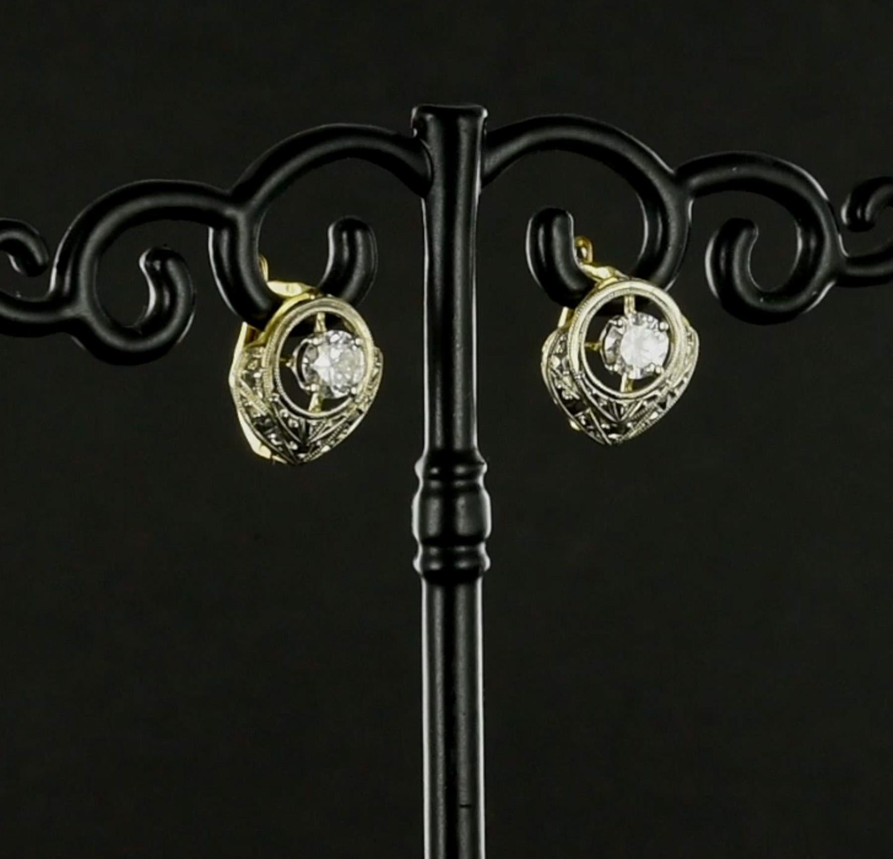 French 1930s Art Deco E.VVS Diamonds Stud Earrings 2