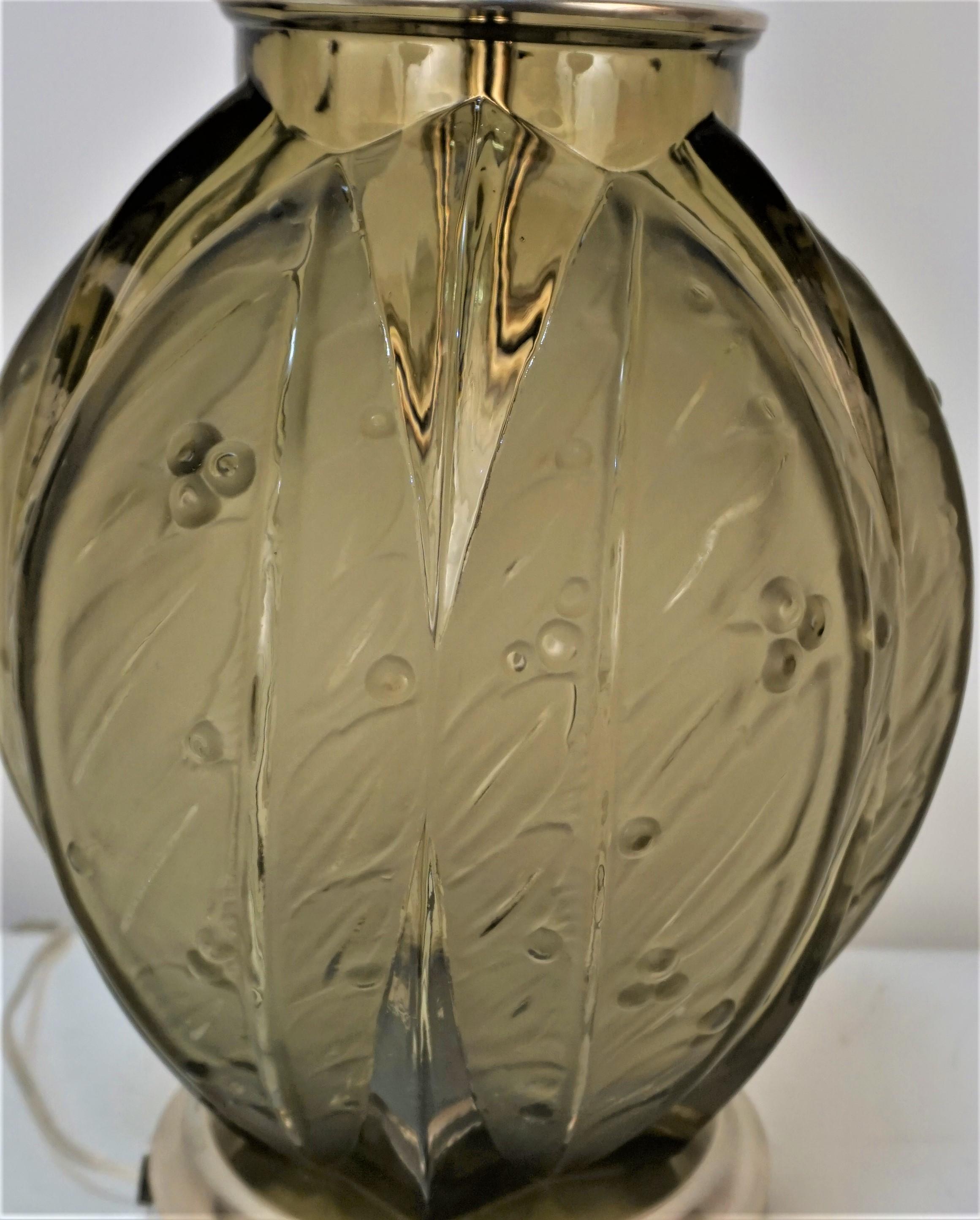 French 1930's Art Deco Glass Table Lamp For Sale 3