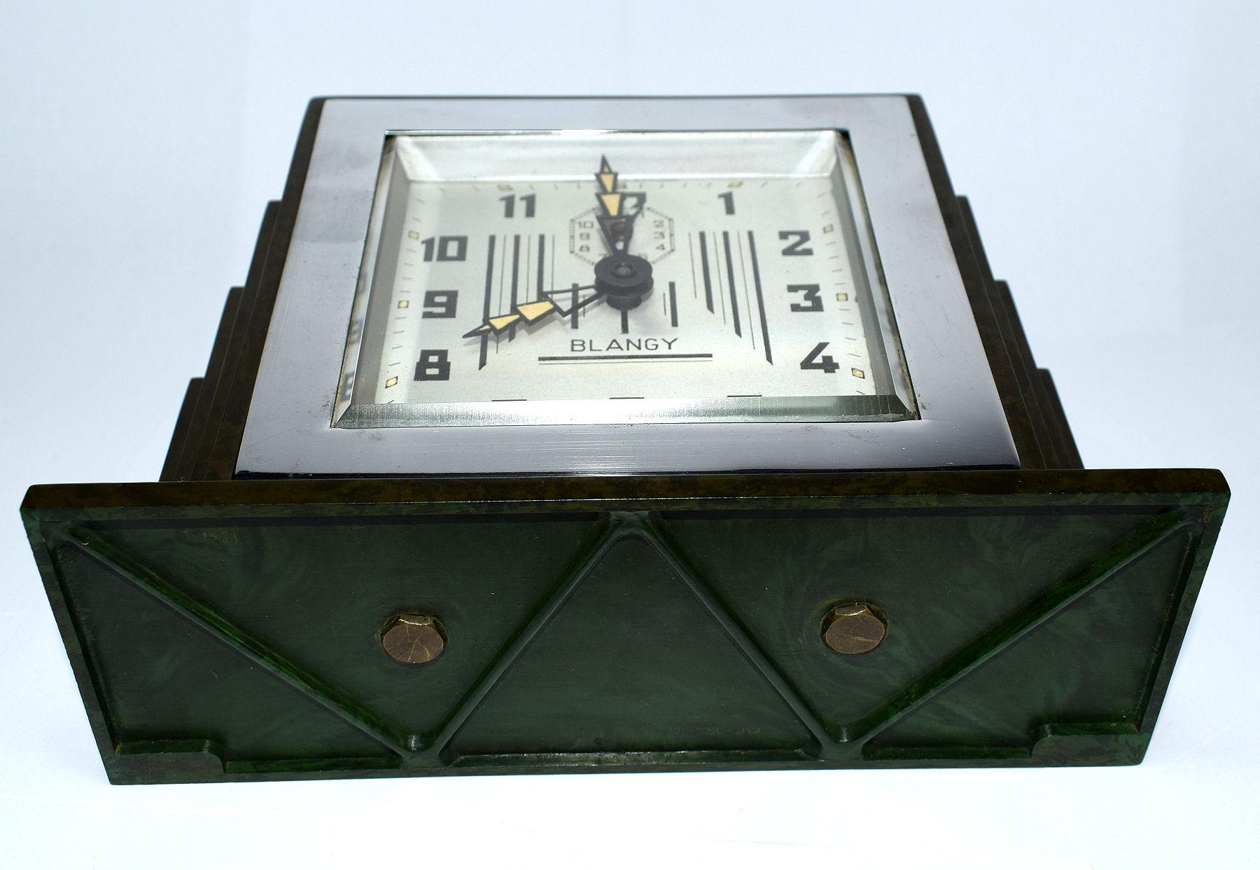 French 1930s Art Deco Green Bakelite Clock by Blangy 3
