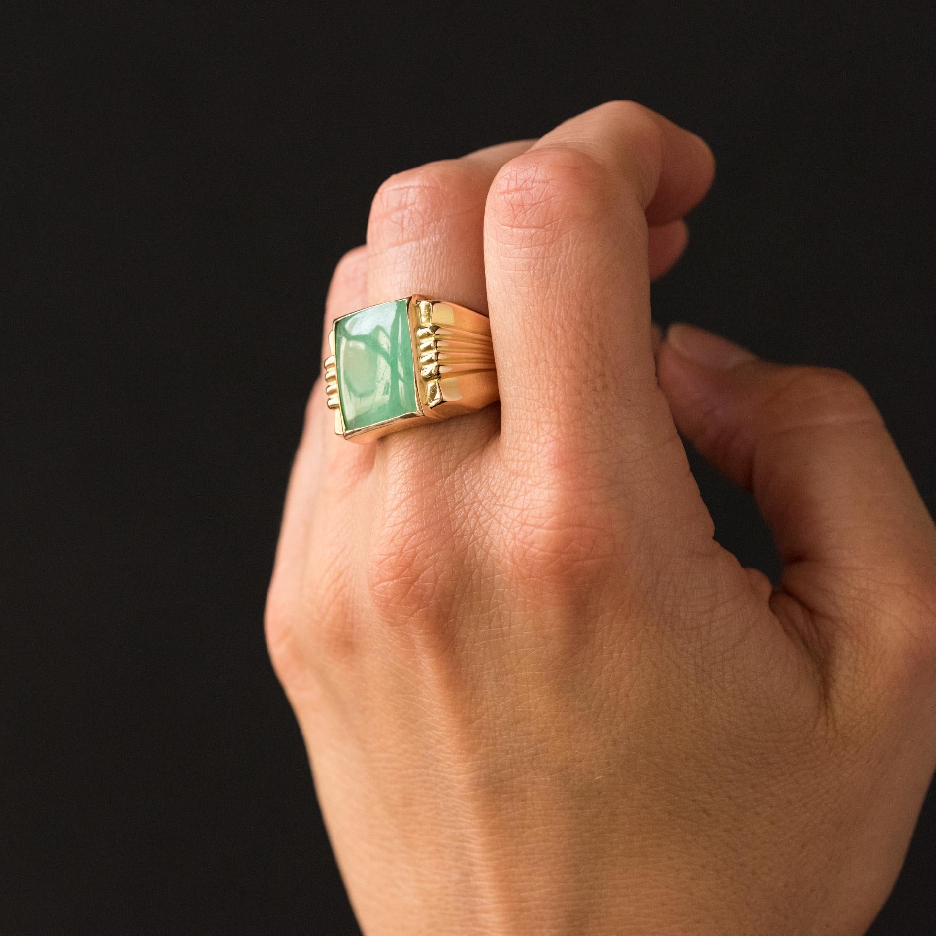 French 1930s Art Deco Jade 18 Karat Yellow Gold Men's Signet Ring 5