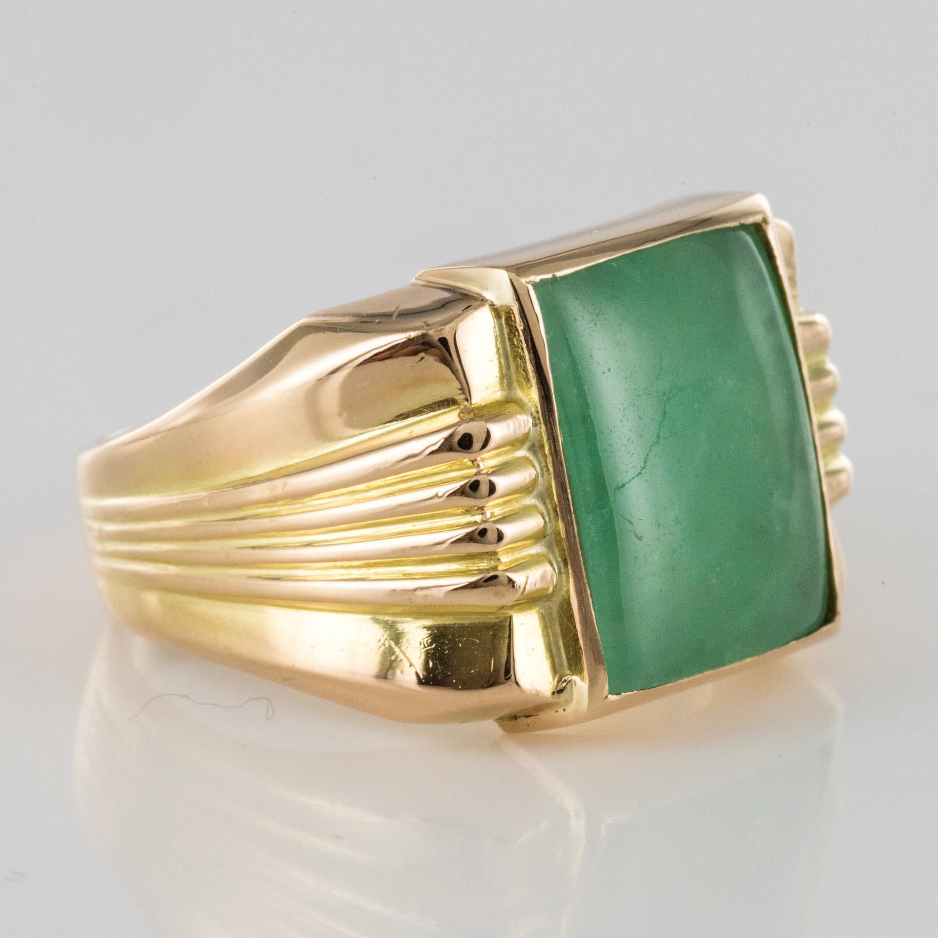 French 1930s Art Deco Jade 18 Karat Yellow Gold Men's Signet Ring 3