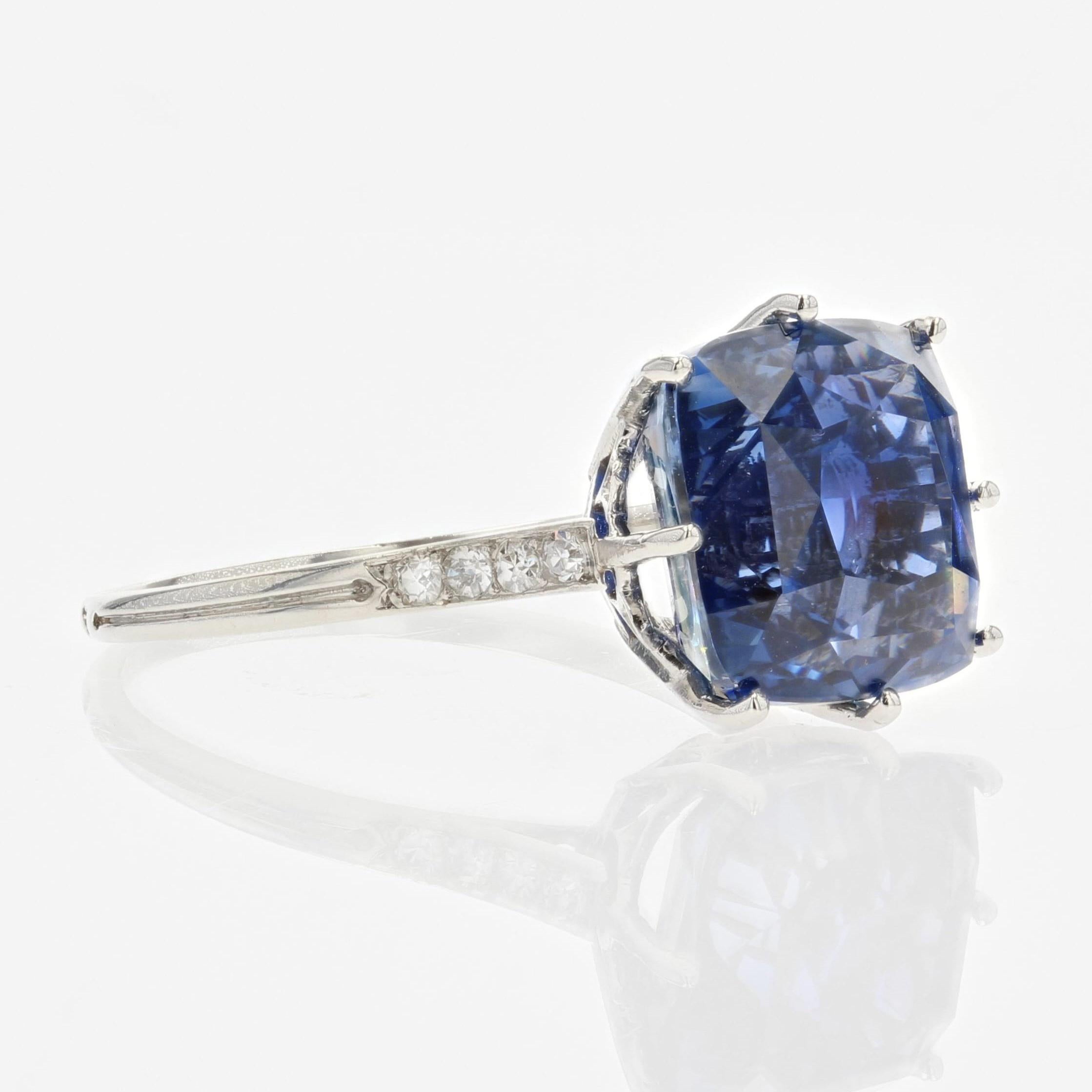 French 1930s Art Deco Natural Cornflower Certified Sapphire Diamonds Ring For Sale 10