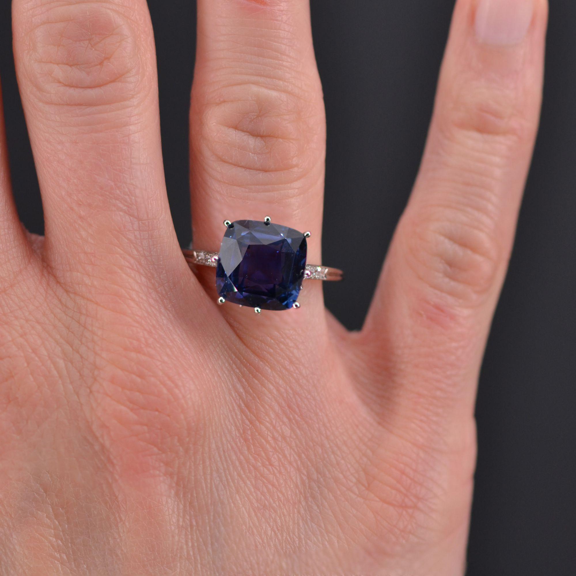 Women's French 1930s Art Deco Natural Cornflower Certified Sapphire Diamonds Ring For Sale
