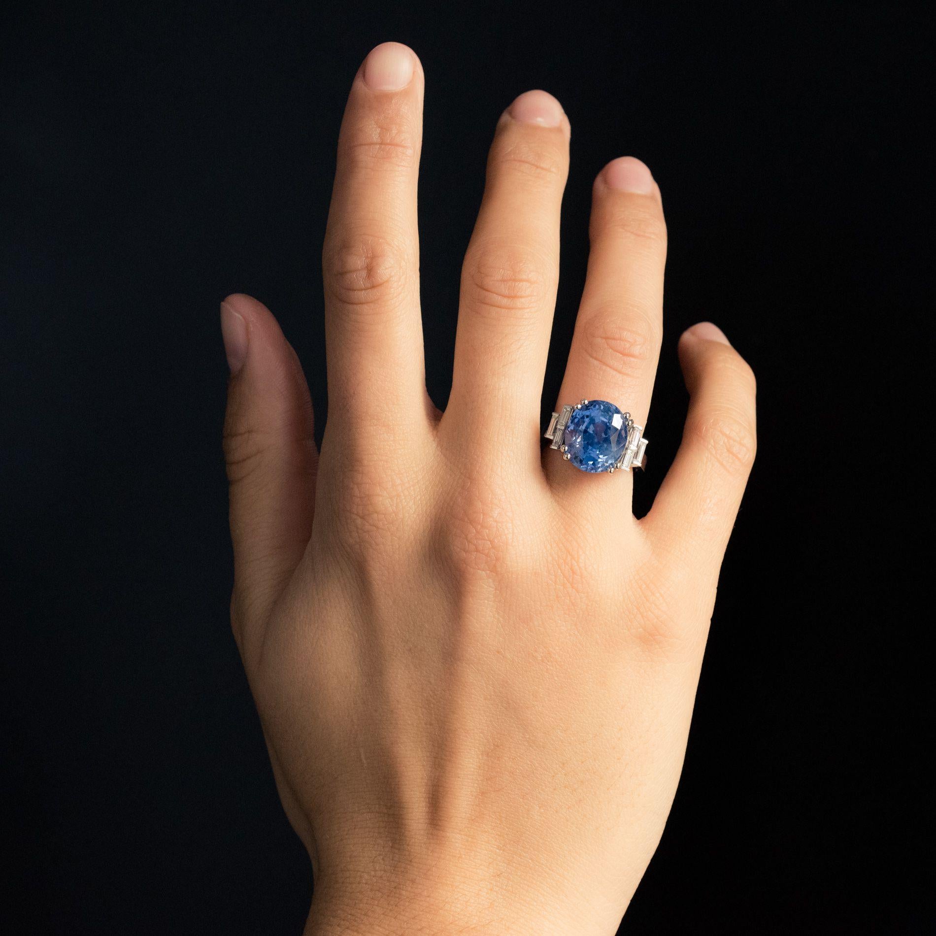 Women's French 1930s Art Deco Natural Sapphire Baguette Diamond Platinum Ring