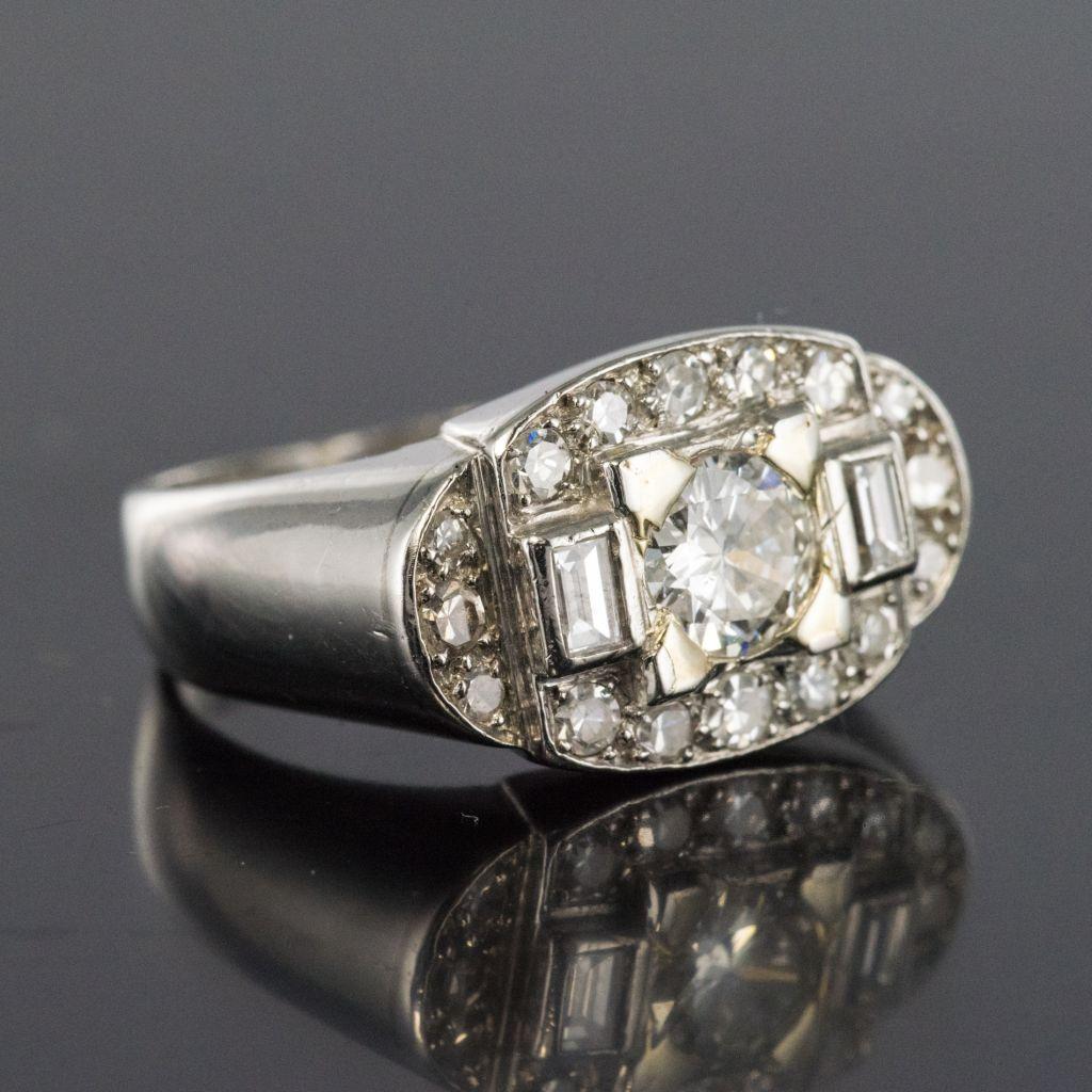 French 1930s Art Deco Platinum White Gold Diamonds Ring 3