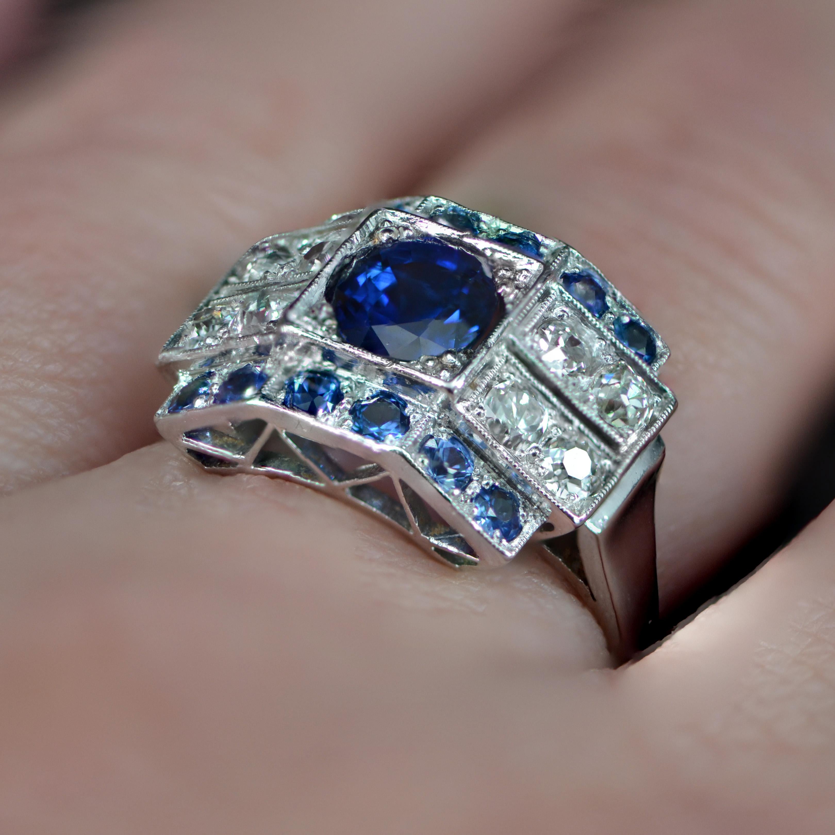 French 1930s Art Deco Sapphire Diamonds 18 Karat White Gold Ring 9