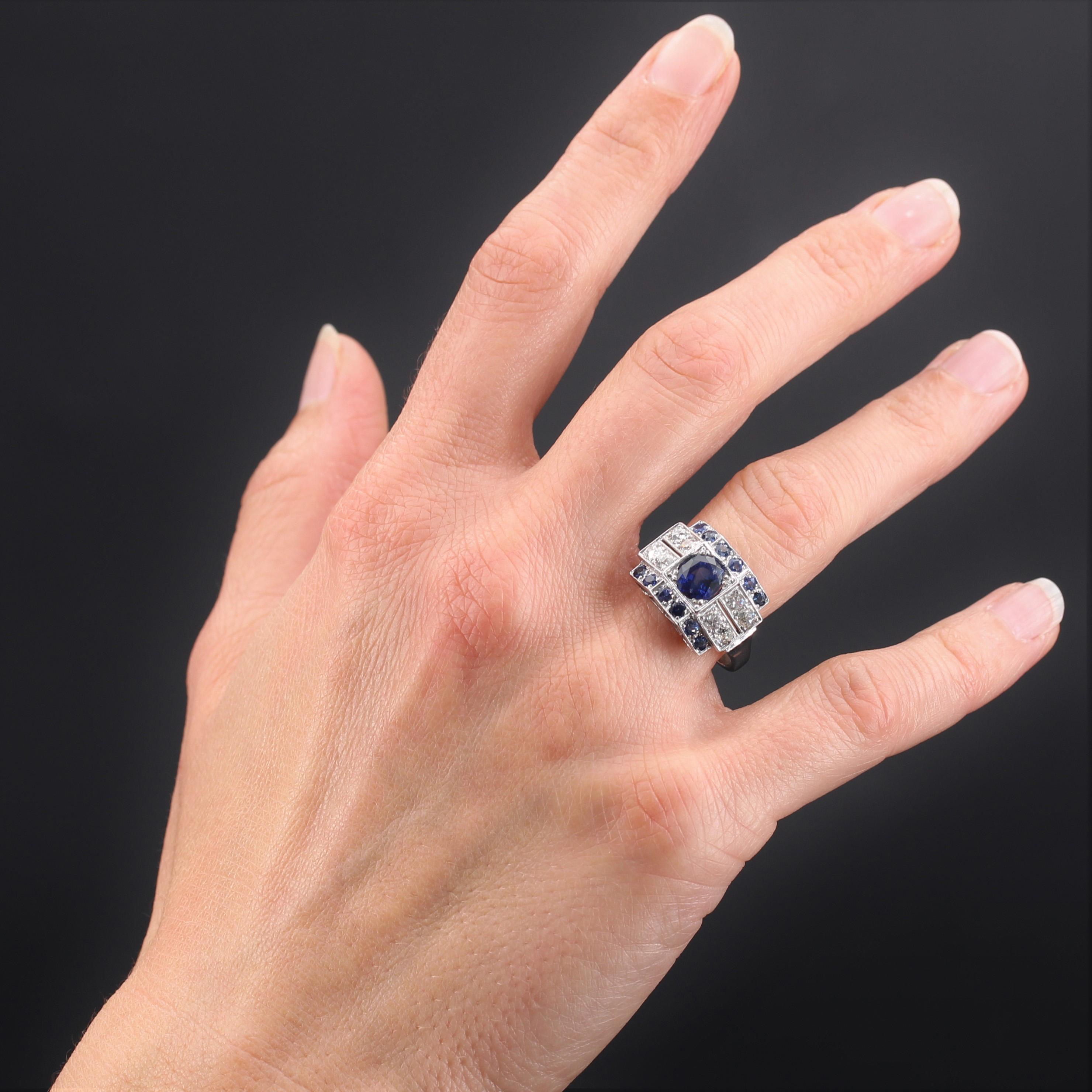French 1930s Art Deco Sapphire Diamonds 18 Karat White Gold Ring 1