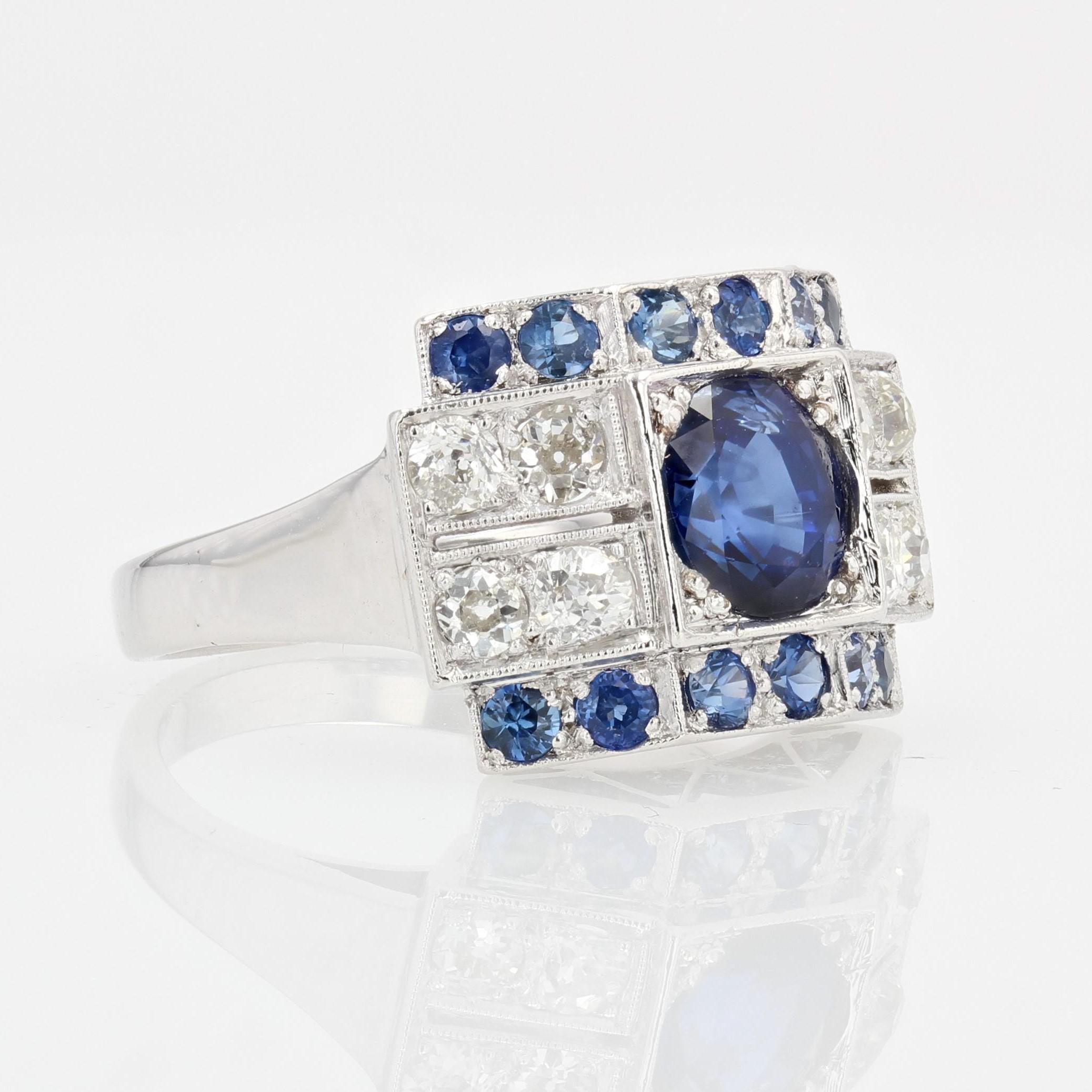 French 1930s Art Deco Sapphire Diamonds 18 Karat White Gold Ring 4