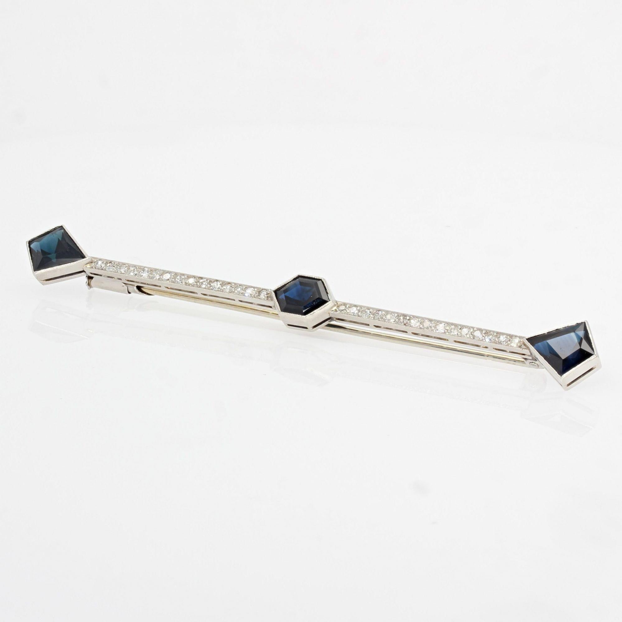 Franzsische 1930er Art Deco Saphir Diamanten Platin Brosche (Art déco) im Angebot