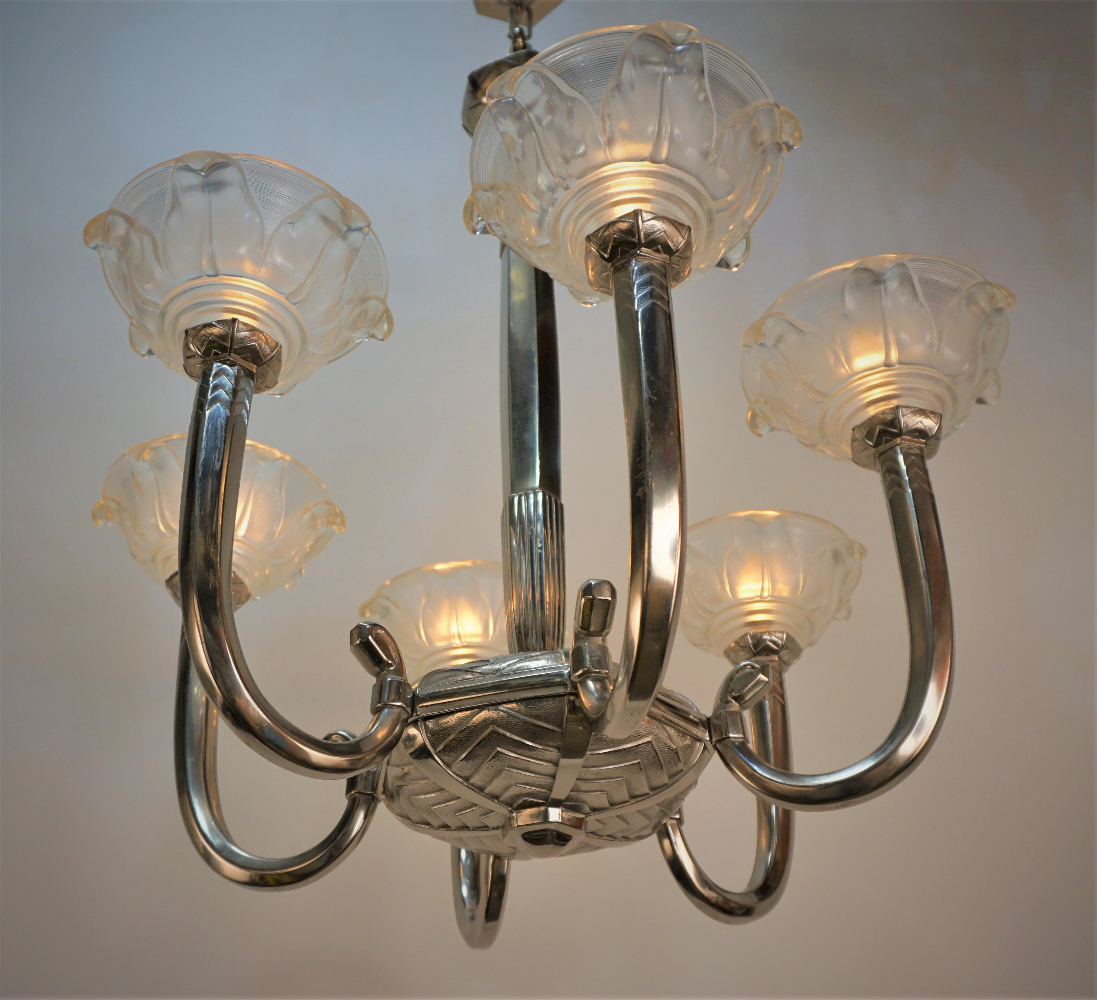 French 1930s Art Deco Sis Arm Chandelier In Good Condition For Sale In Fairfax, VA
