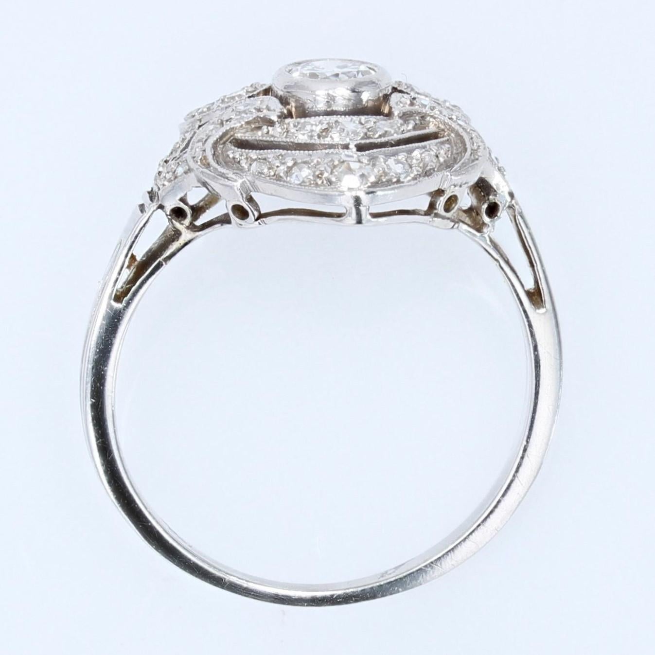French 1930s Art Deco Style Diamonds 18 Karat White Gold Ring 7