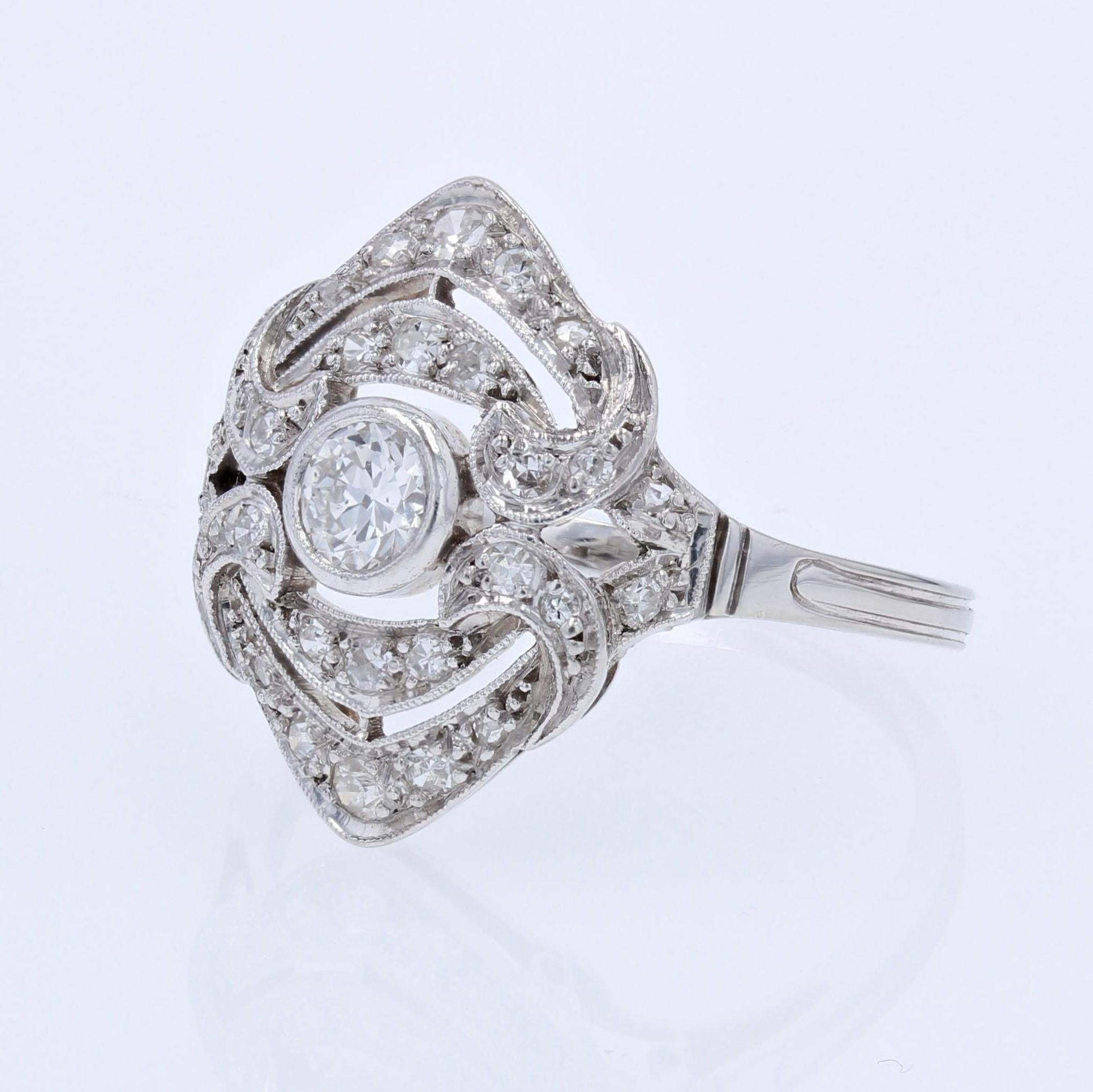 French 1930s Art Deco Style Diamonds 18 Karat White Gold Ring For Sale 1