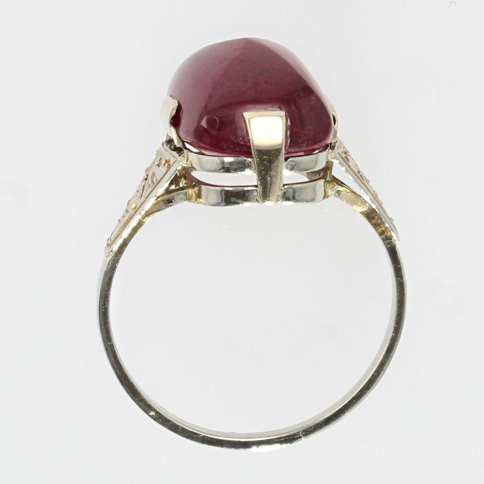 French 1930s Art Deco Sugar Loaf Ruby Diamond 18 Karat White Gold Ring 12