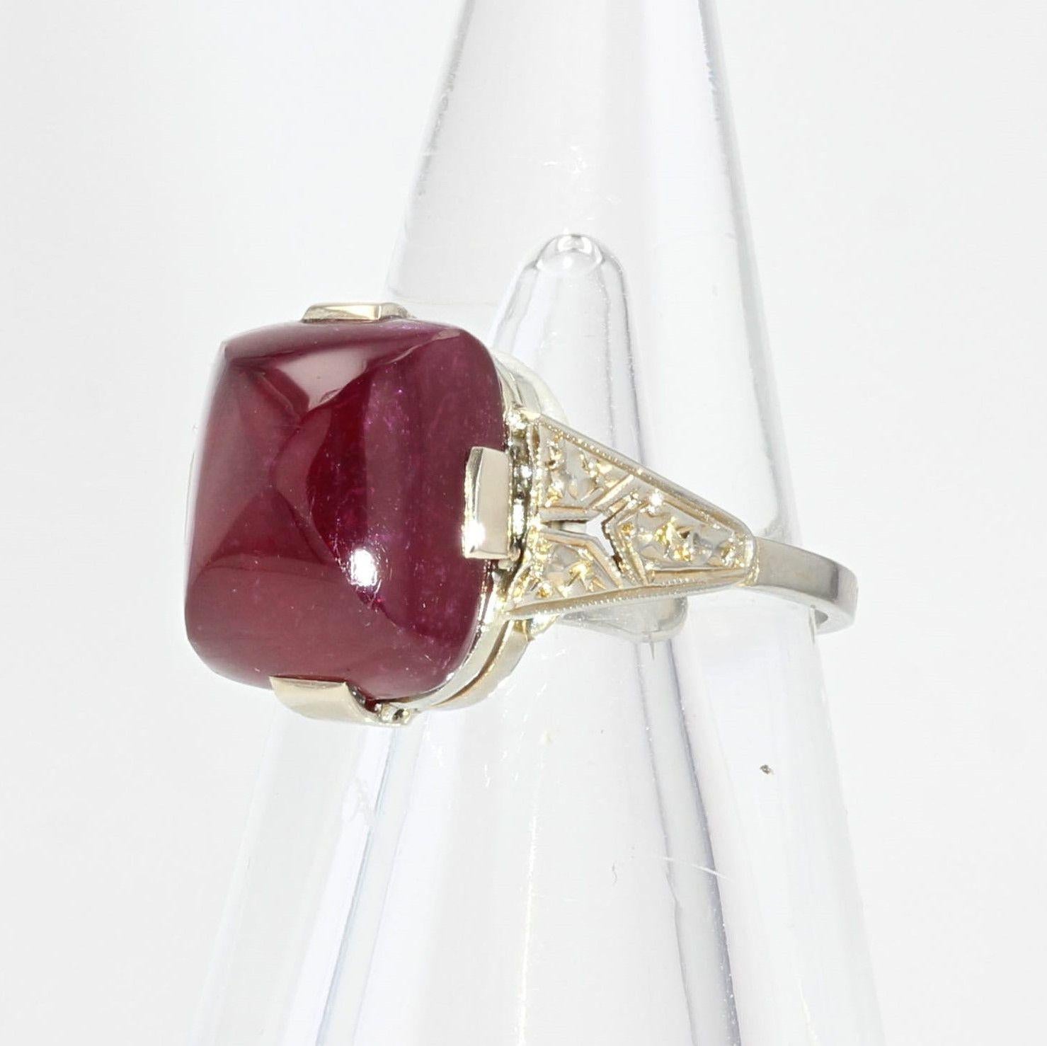 Sugarloaf Cabochon French 1930s Art Deco Sugar Loaf Ruby Diamond 18 Karat White Gold Ring