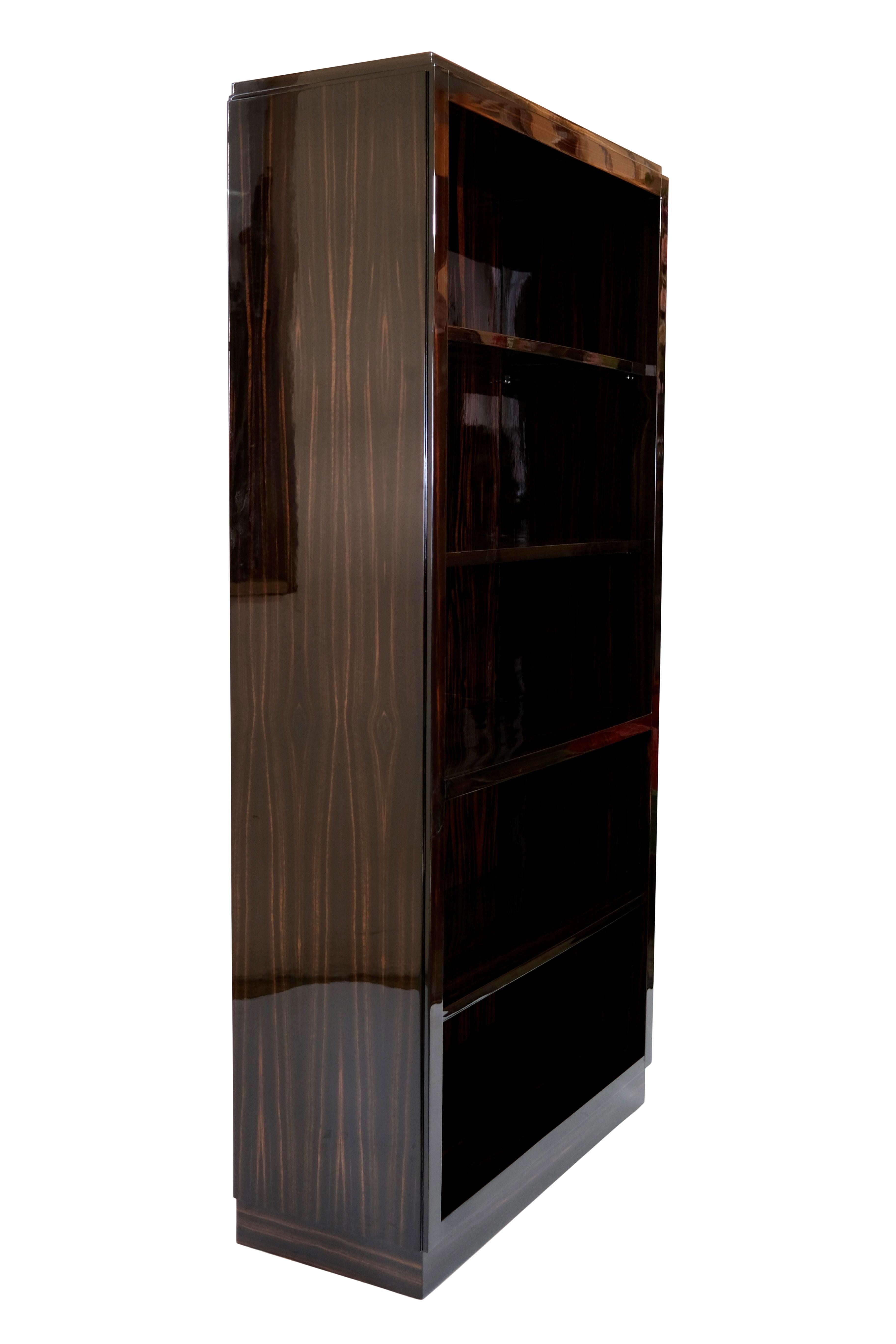 Lacquered French 1930s Art Deco Wooden Shelf with Macassar Veneer in High Gloss Lacquer