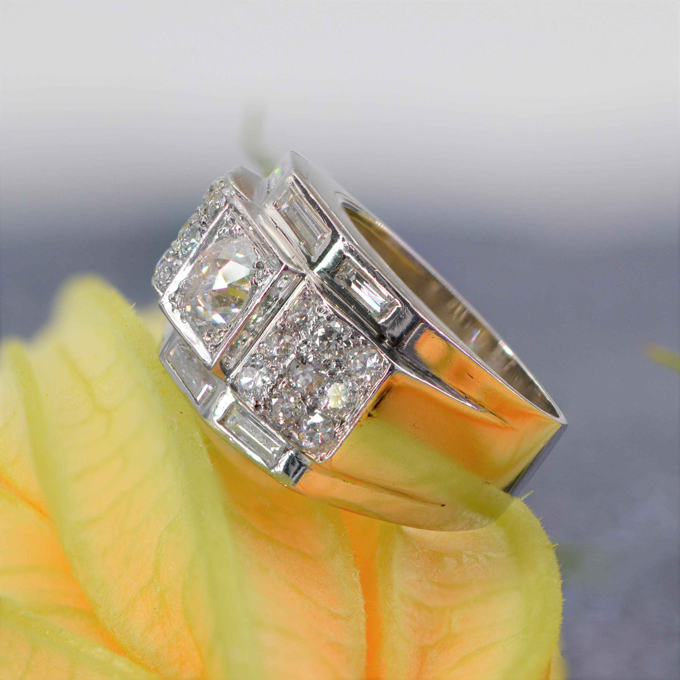 French 1930s Baguette and Brilliant Diamonds Platinum White Gold Art Deco Ring 11