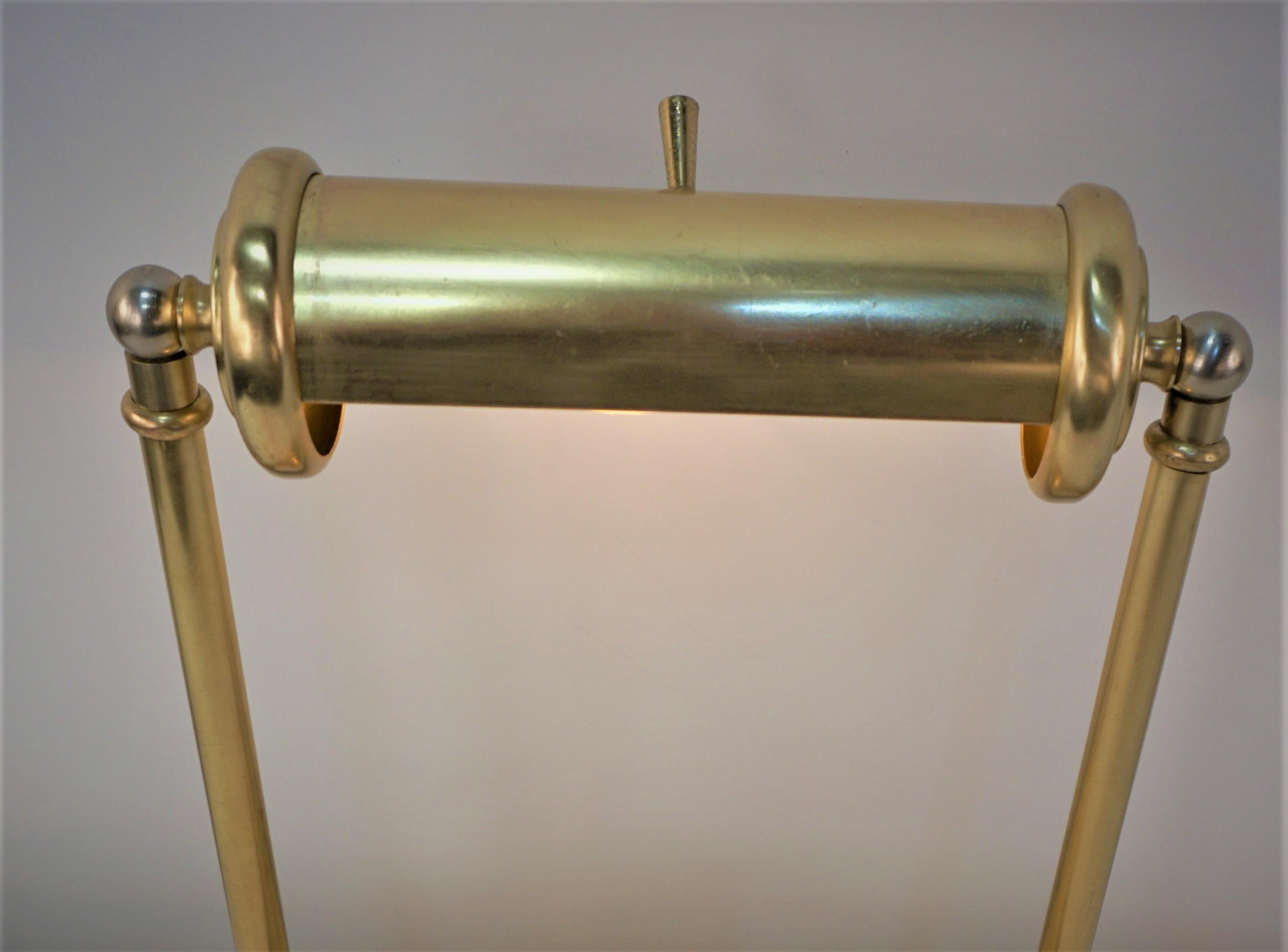 Art déco Lampe de bureau Art Déco en bronze des années 1930 en vente
