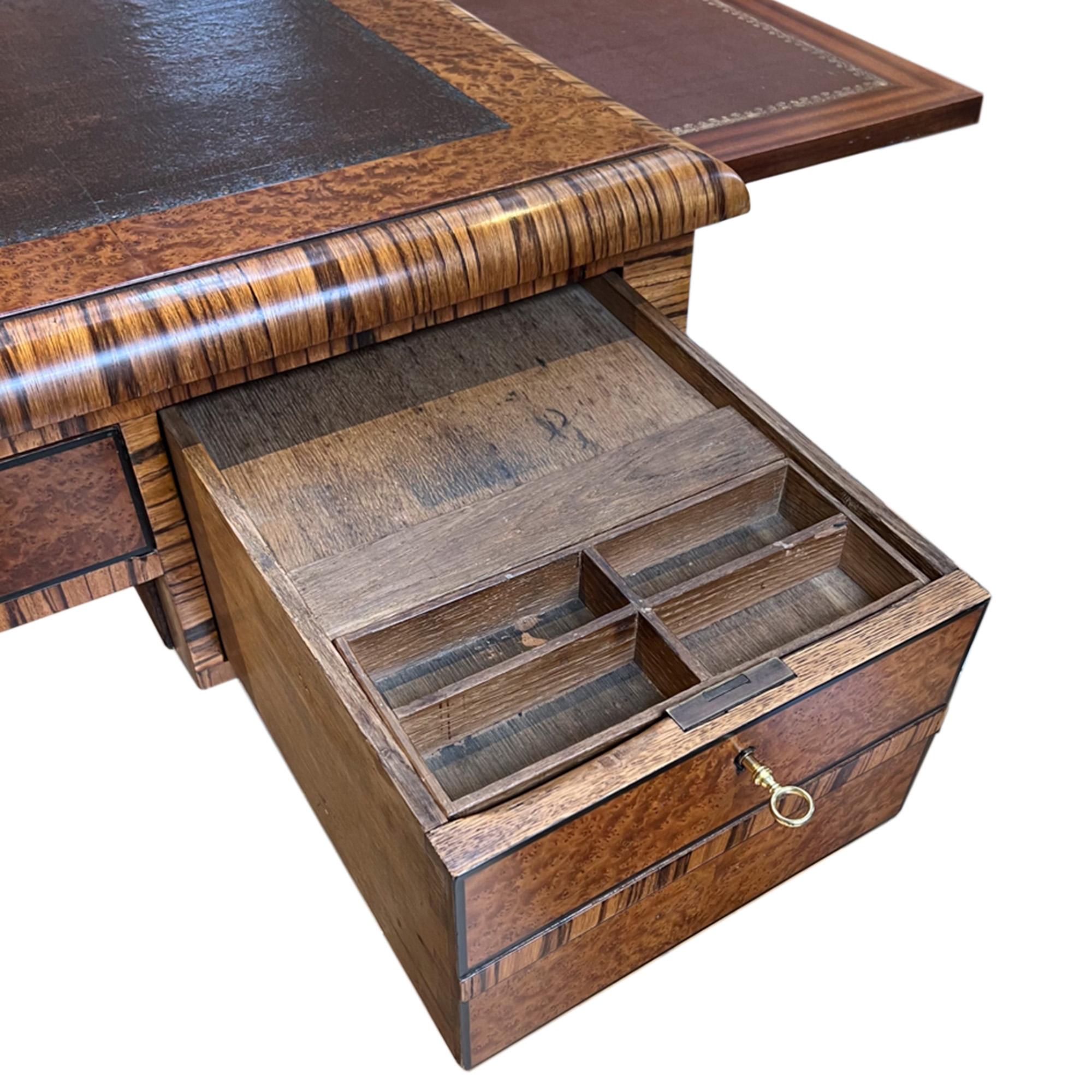 French 1930s Burr Walnut and Zebrano Wood Desk In Good Condition For Sale In London, GB
