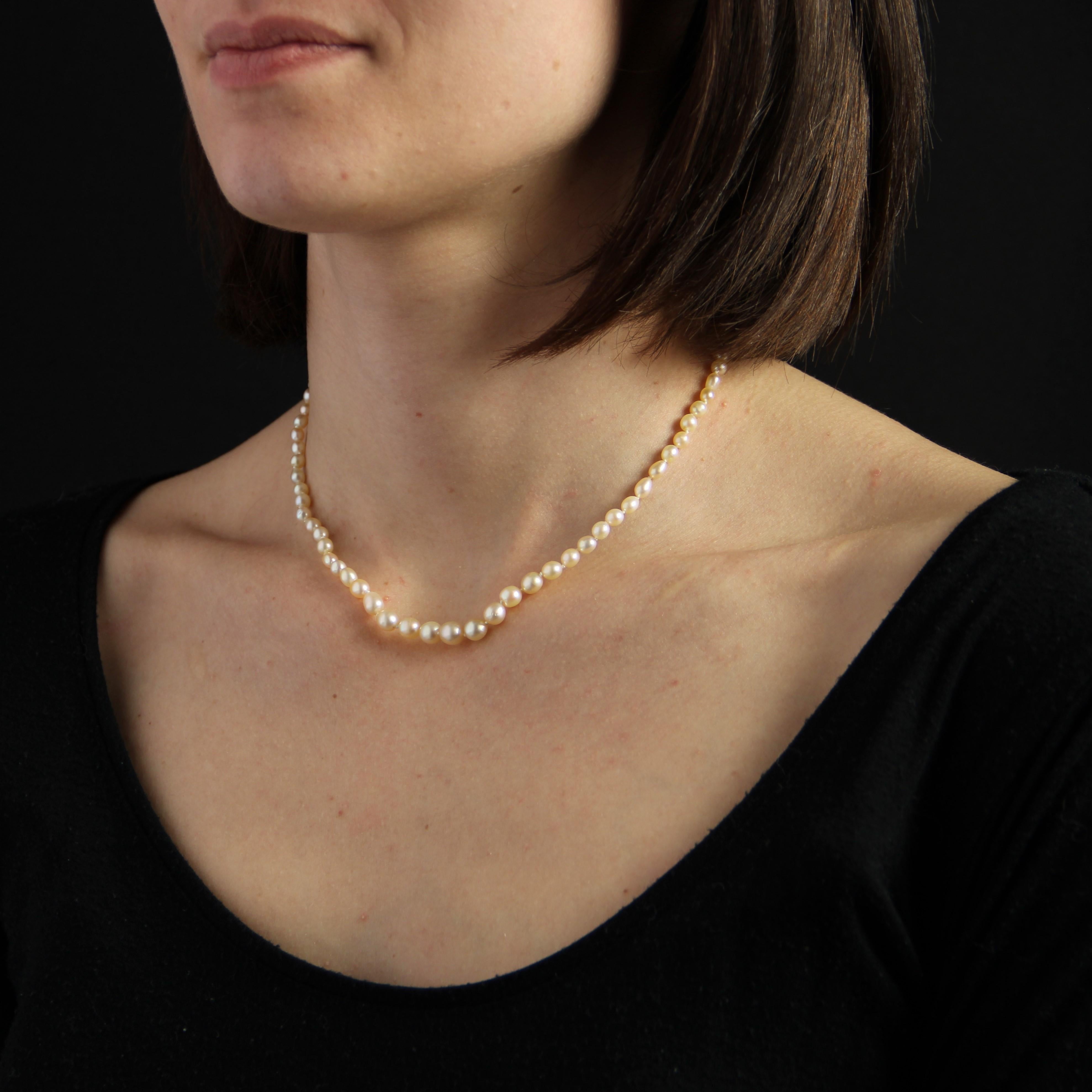 French 1930s Certified Fine Pearl Platinum Diamond Art Deco Necklace For Sale 6