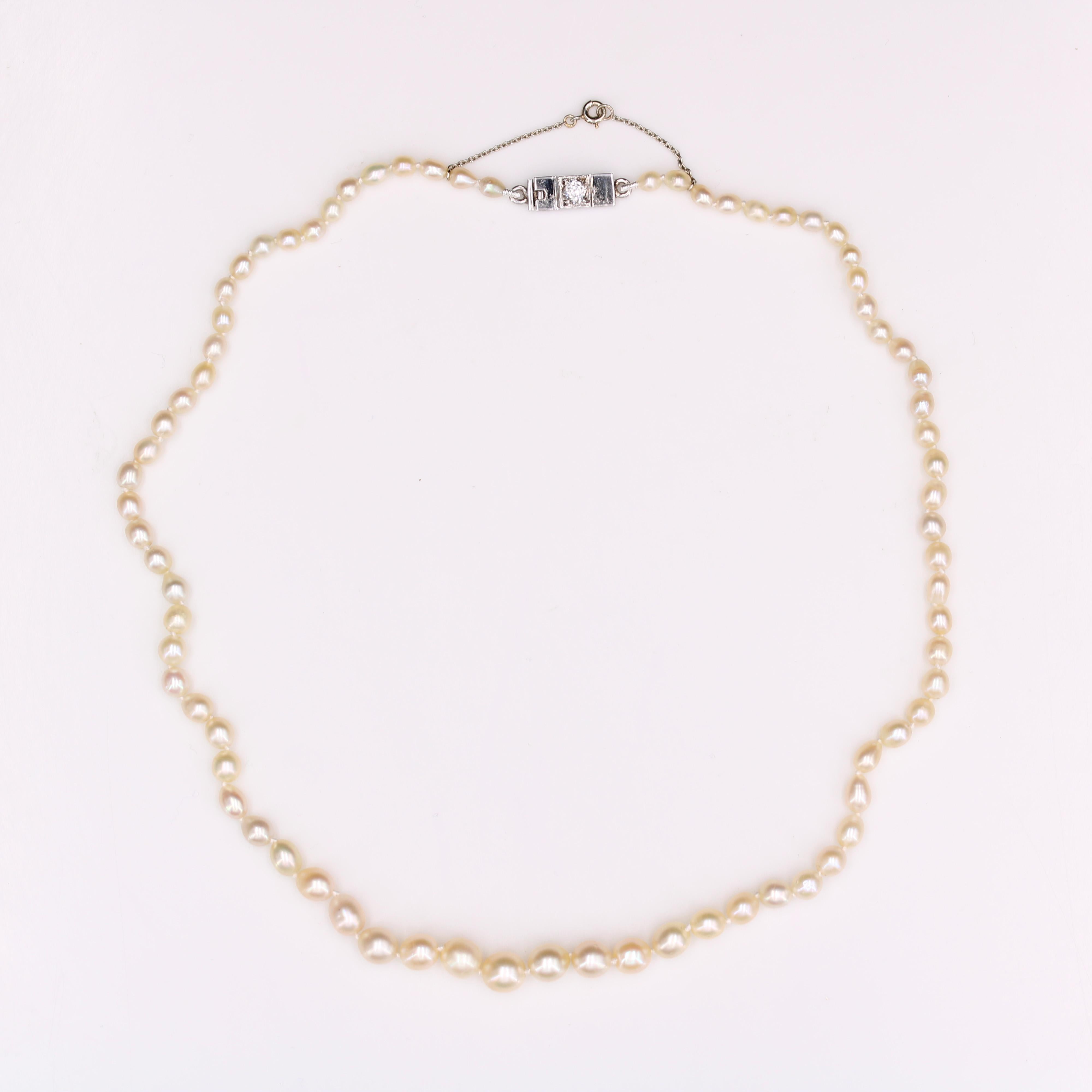 Perle Collier Art déco français des années 1930 en perles fines certifiées, platine et diamants en vente